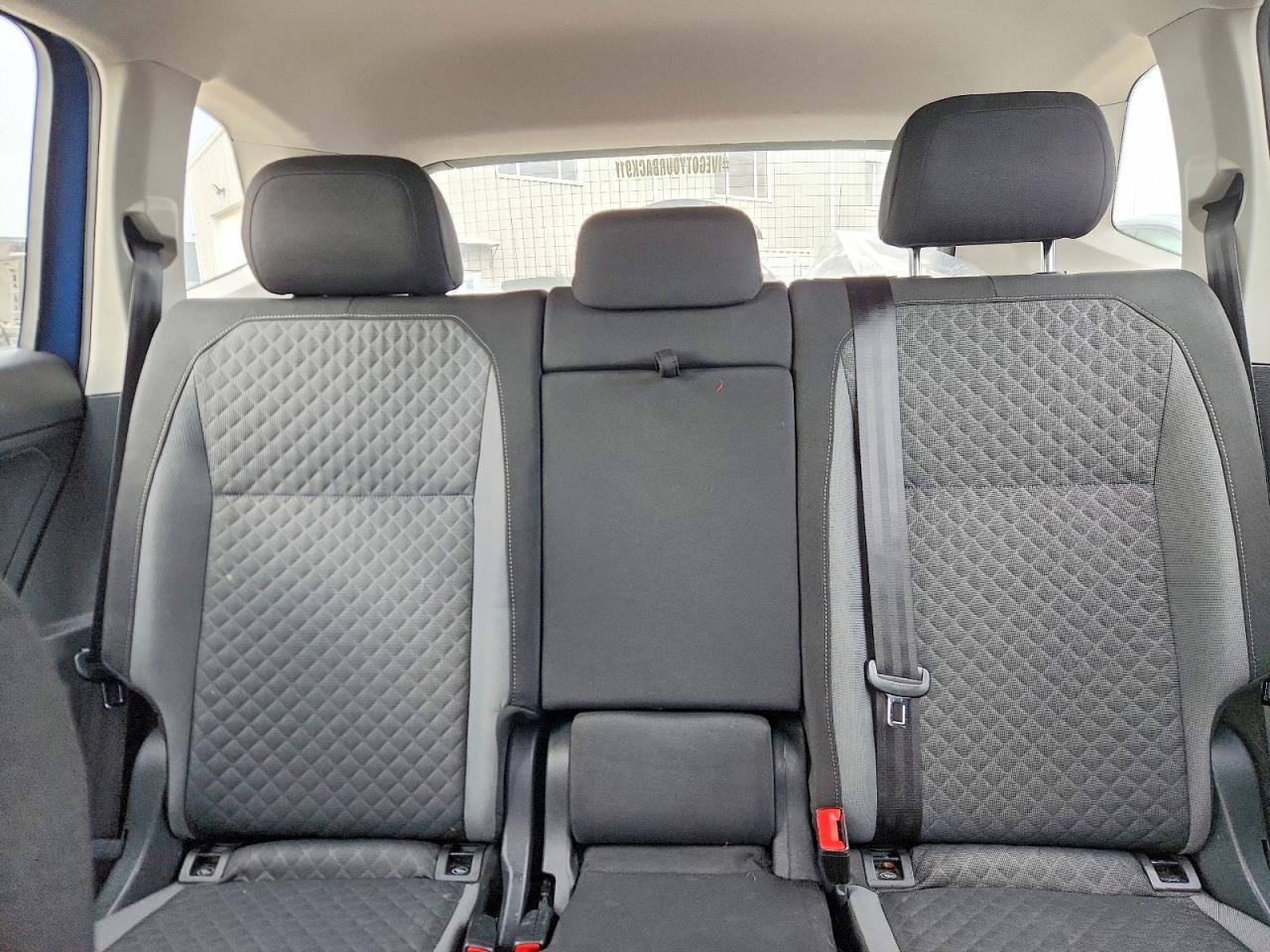 2018 Volkswagen Tiguan S - zdjęcie 10