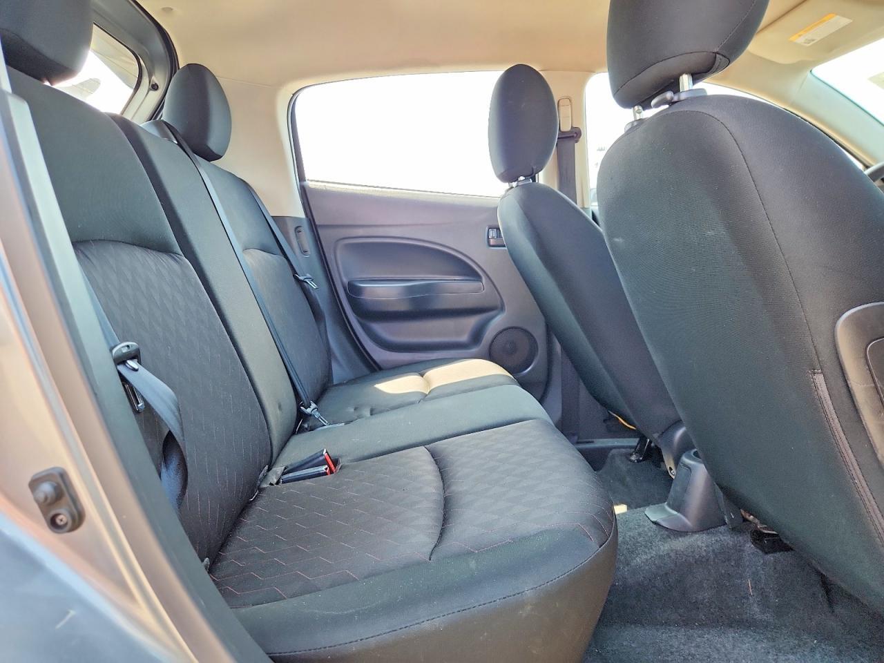 2022 Mitsubishi Mirage De - zdjęcie 10