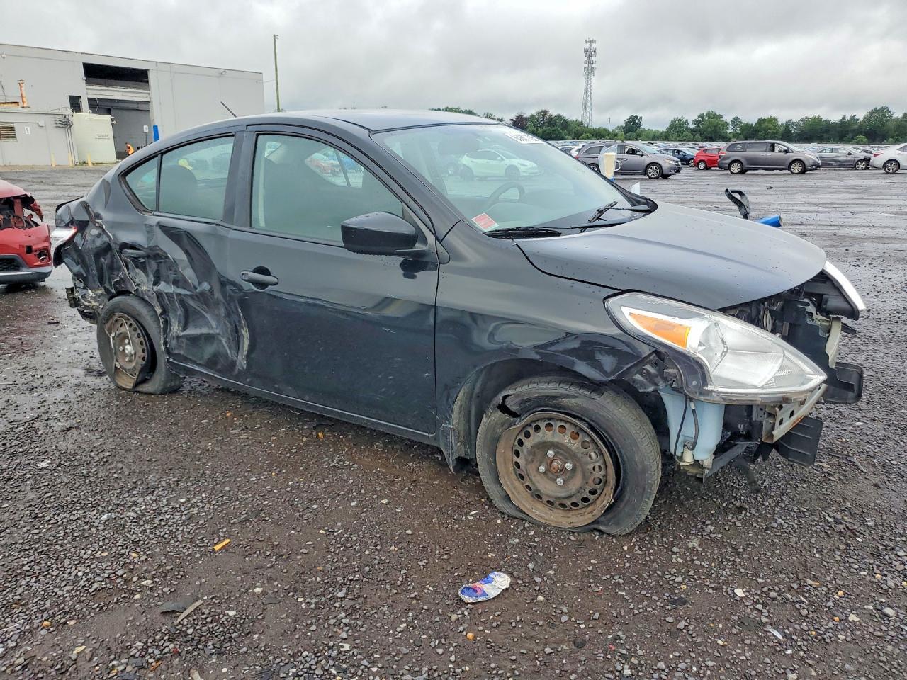 2017 Nissan Versa 1.6 S - zdjęcie 4