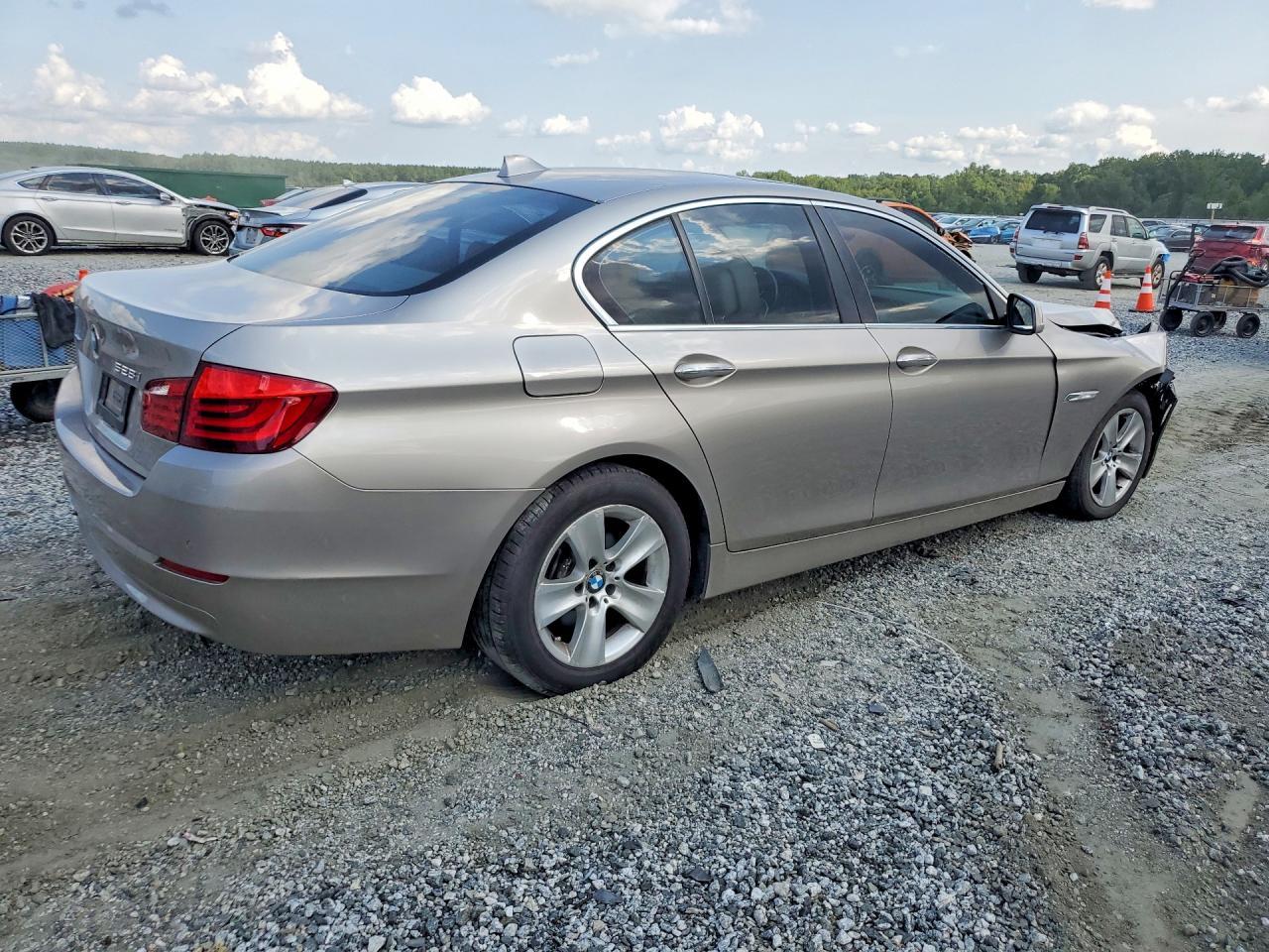 2013 BMW 528 Xi - zdjęcie 3