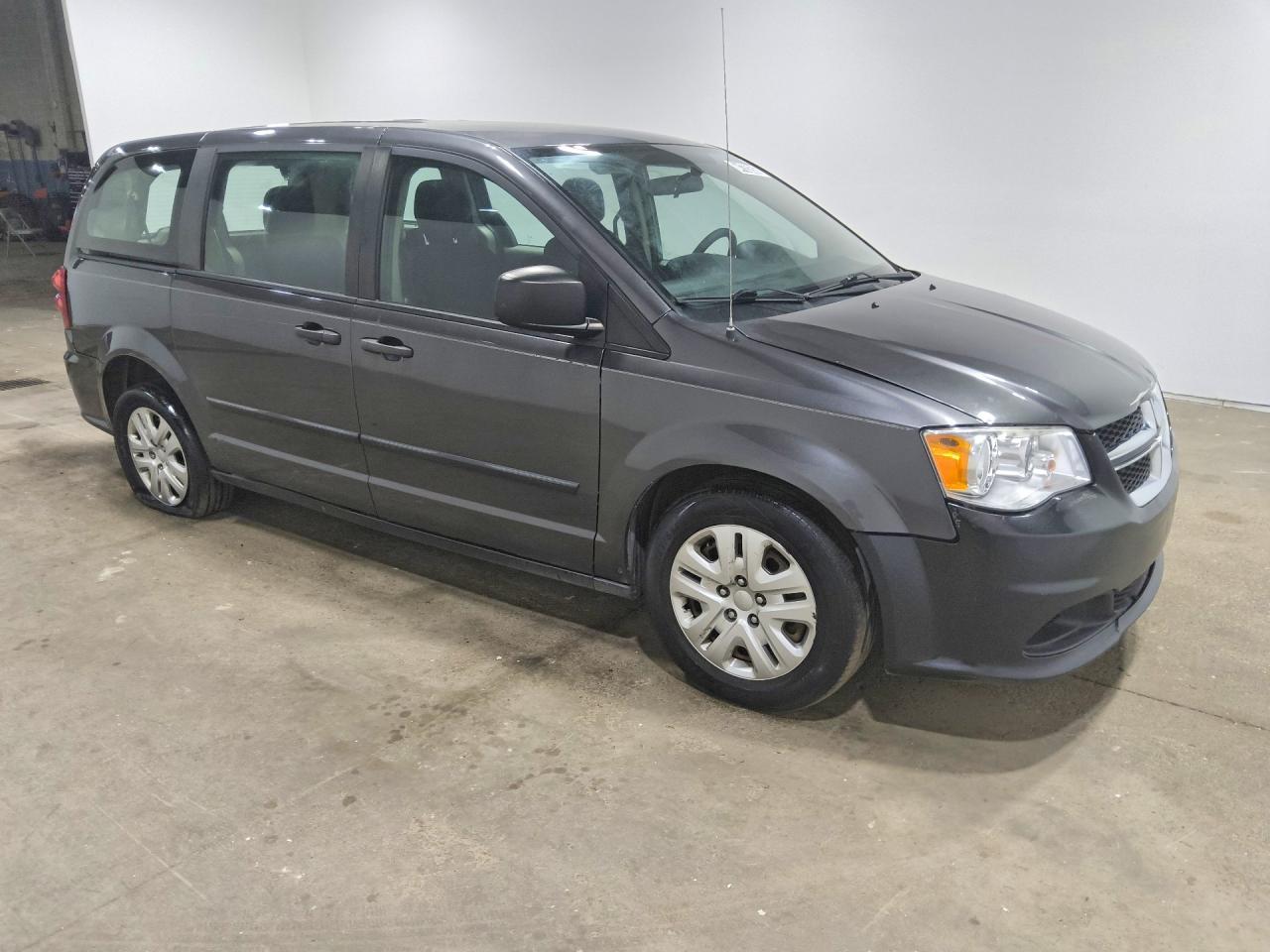 2016 Dodge Grand Caravan Se - zdjęcie 4
