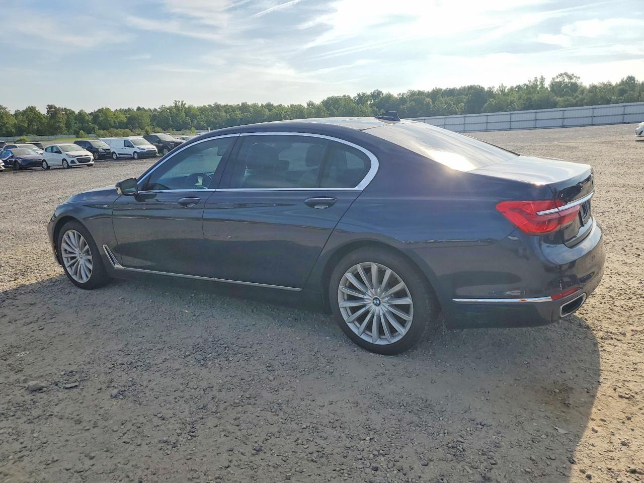 2016 BMW 740 I - zdjęcie 2