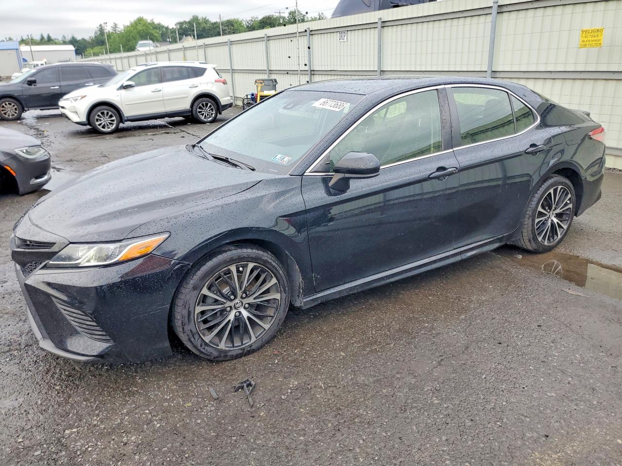 2018 Toyota Camry Se - zdjęcie główne