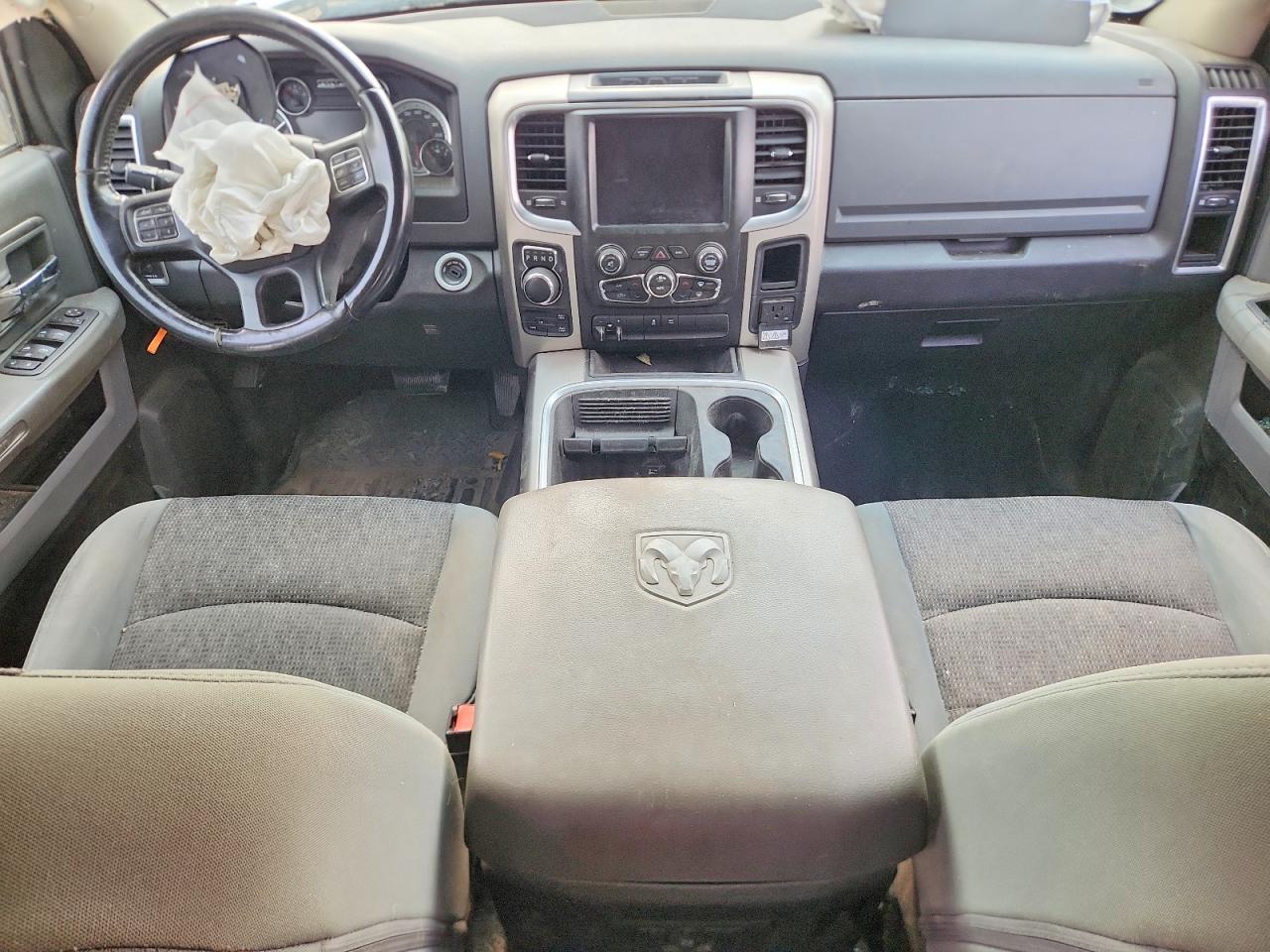2019 Ram 1500 Classic Slt - zdjęcie 8