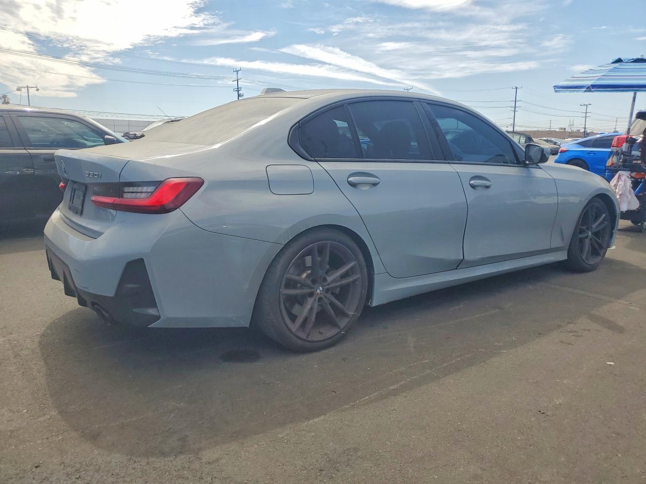 2024 BMW 330I - zdjęcie 3