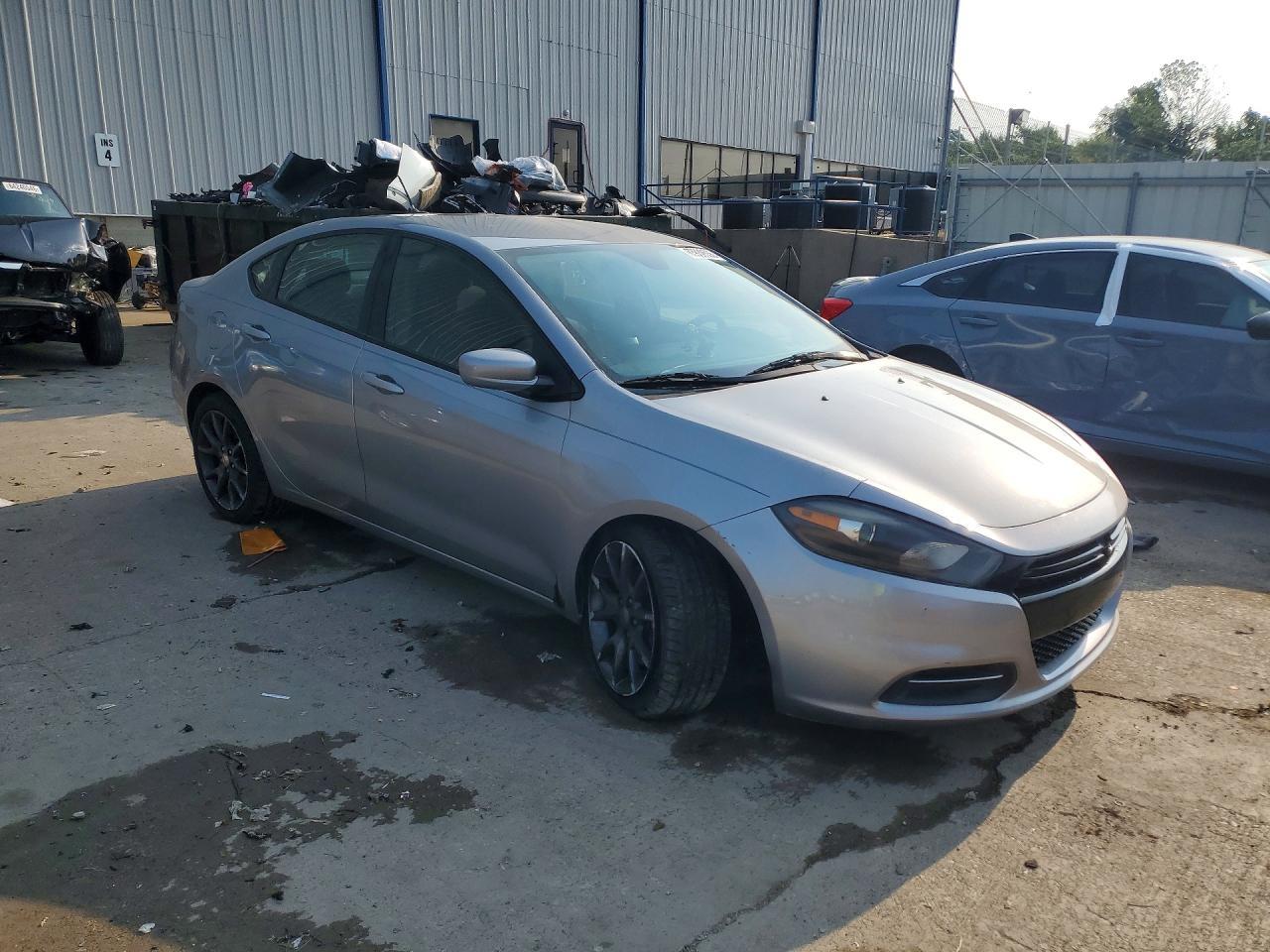 2016 Dodge Dart Se - zdjęcie 4