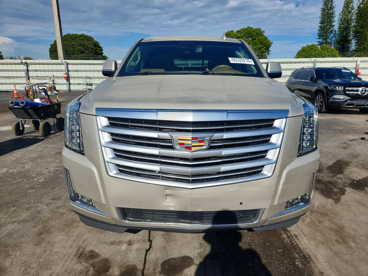 2016 Cadillac Escalade Platinum - zdjęcie 5