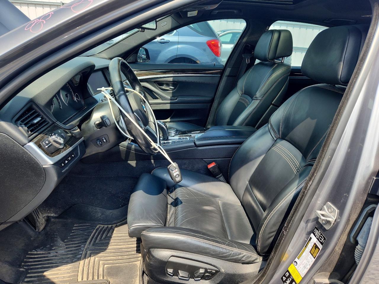 2015 BMW Seria 5 535i - zdjęcie 7