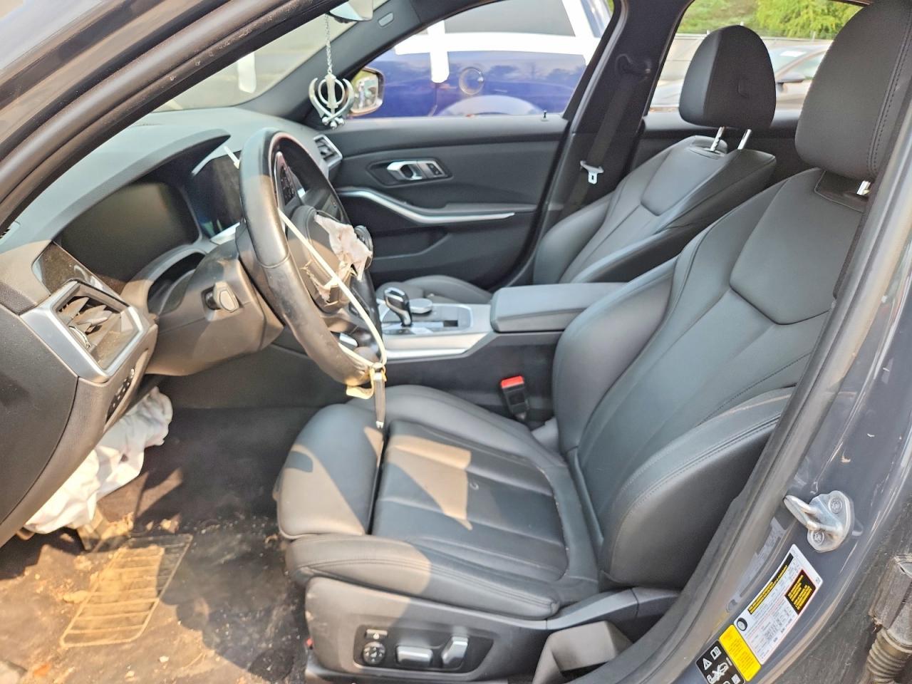 2019 BMW 330Xi - zdjęcie 7