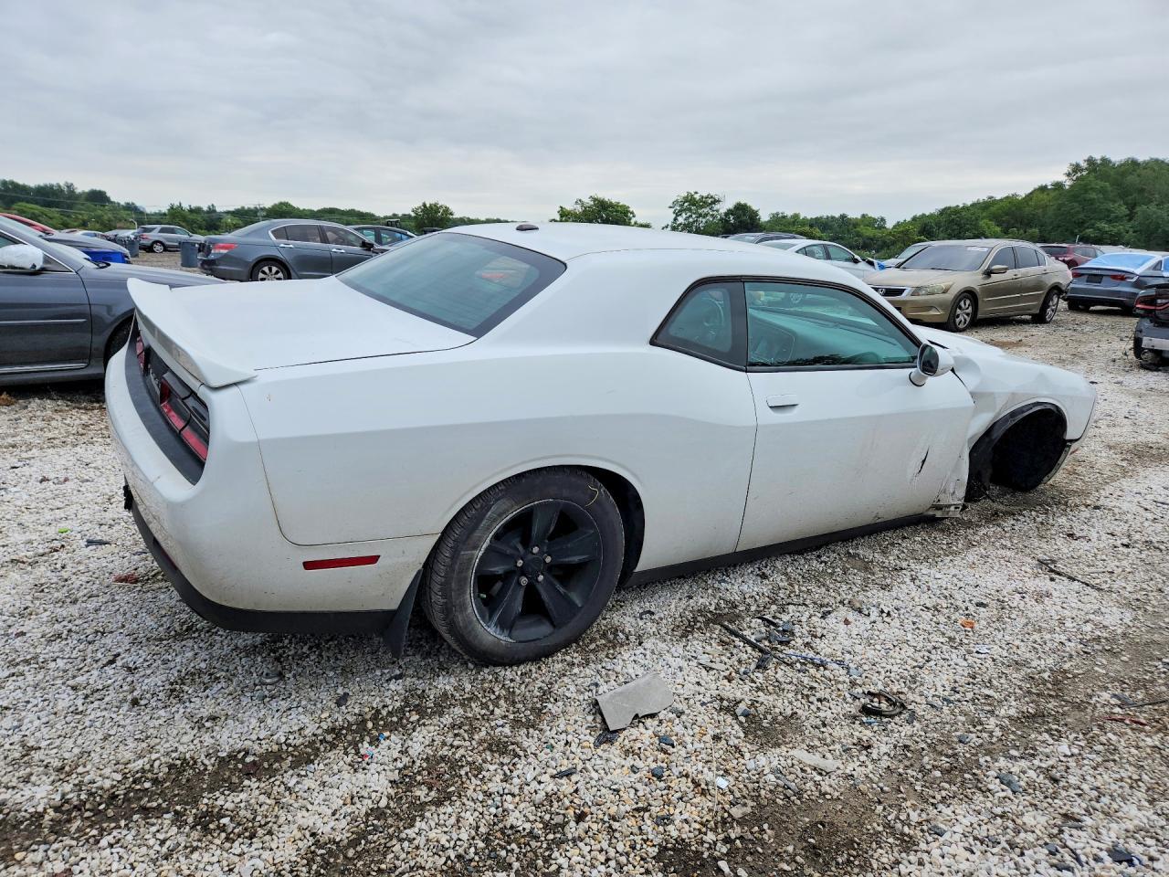 2017 Dodge Challenger Sxt - zdjęcie 3