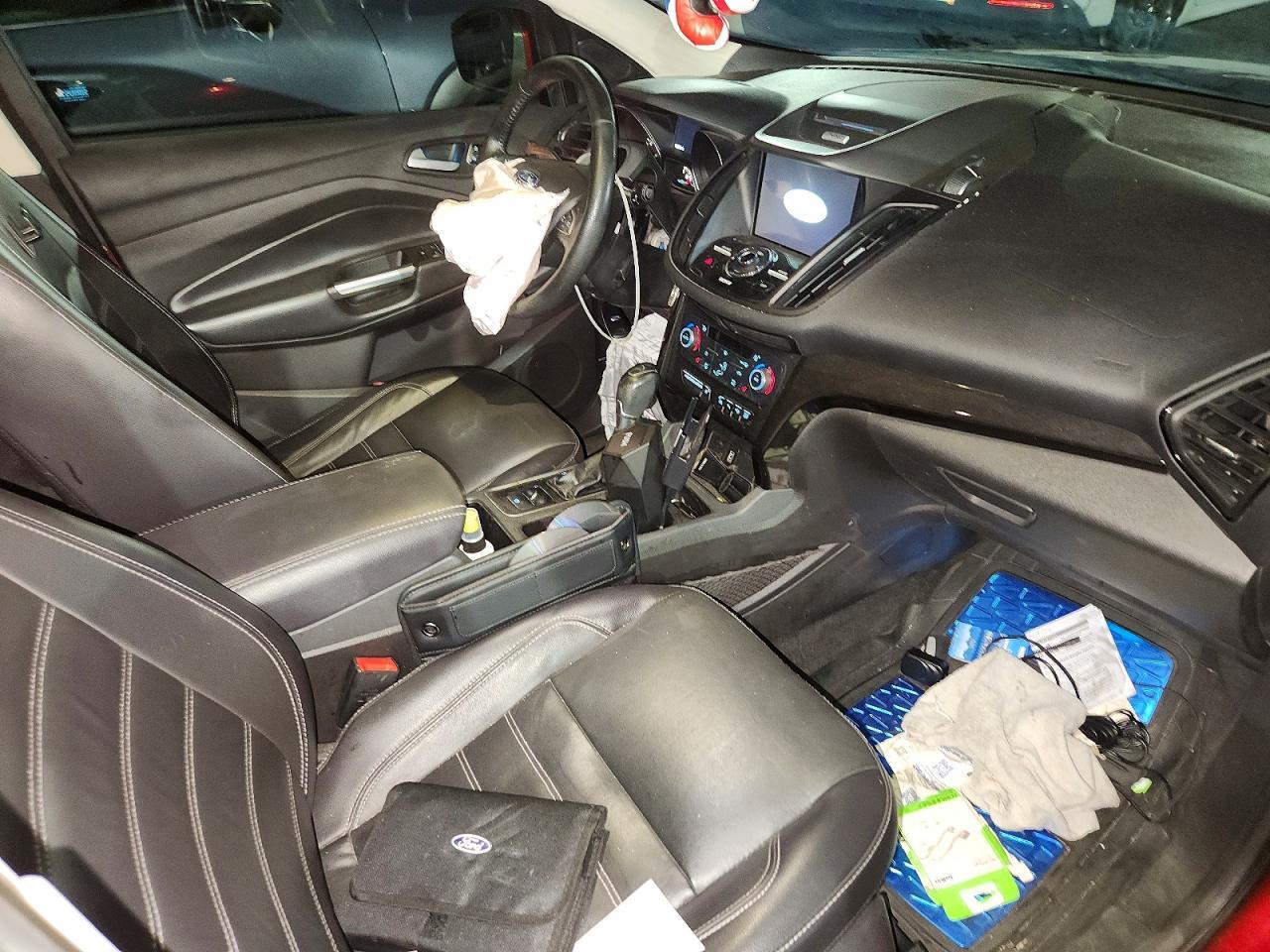 2017 Ford Escape Titanium - zdjęcie 13