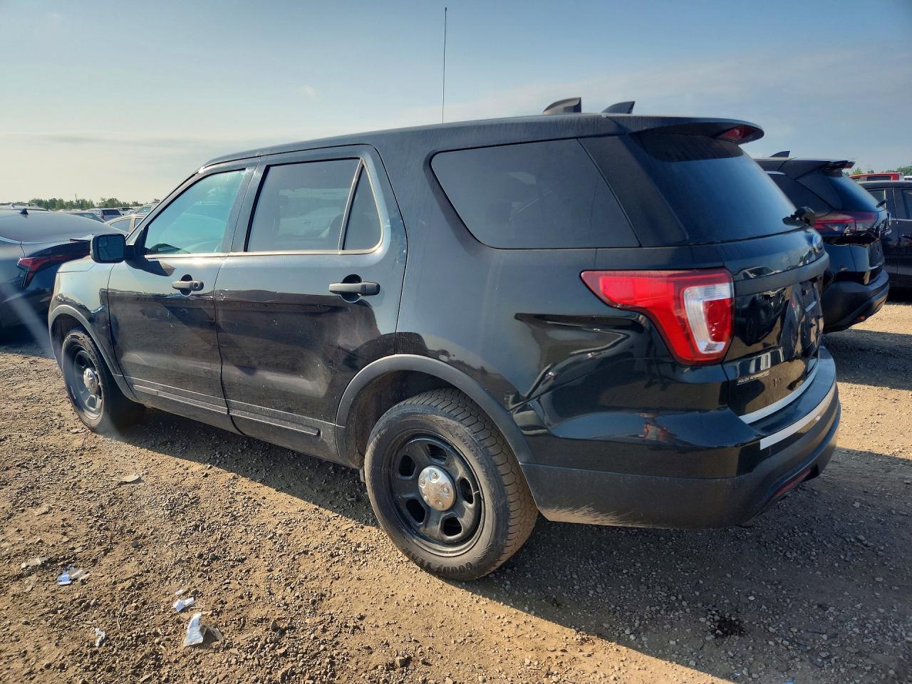 2017 Ford Explorer Police Interceptor - zdjęcie 2