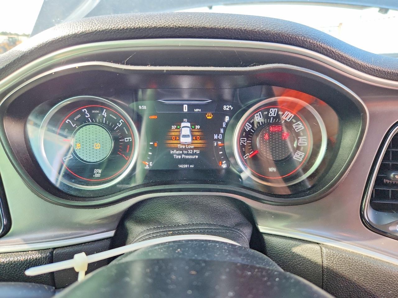 2020 Dodge Challenger Sxt - zdjęcie 9