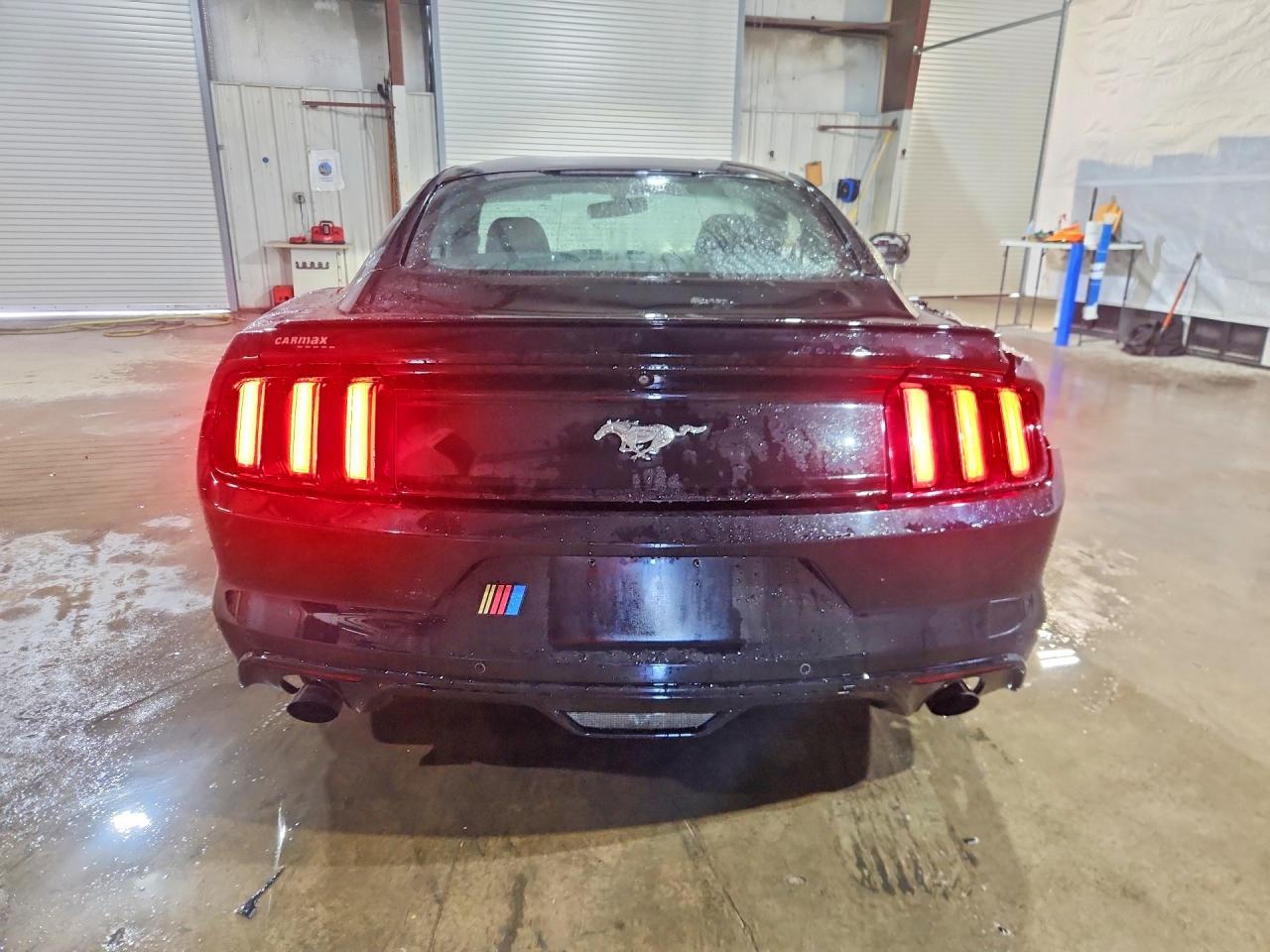 2016 Ford Mustang - zdjęcie 6