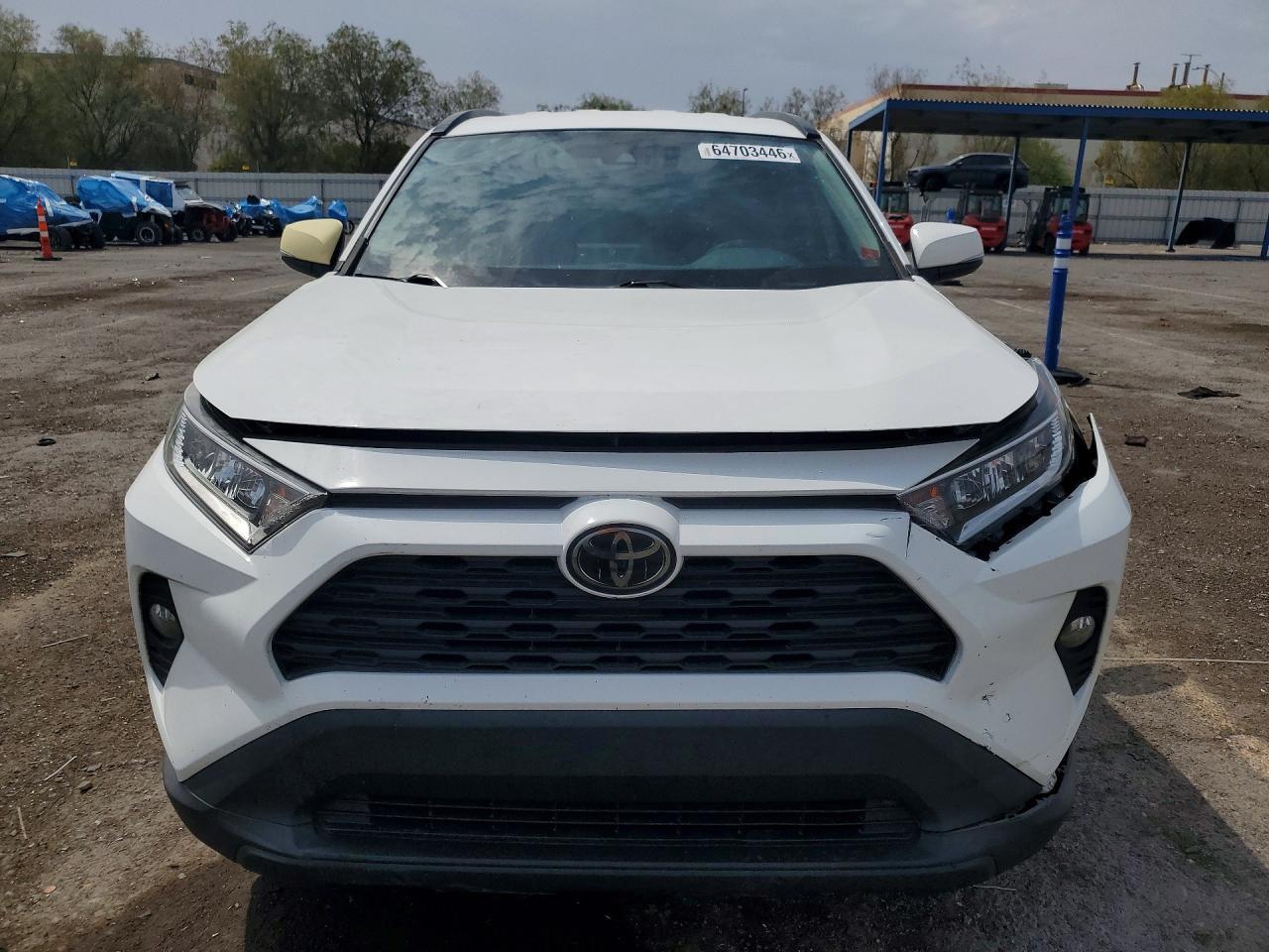 2021 Toyota Rav4 Xle - zdjęcie 5