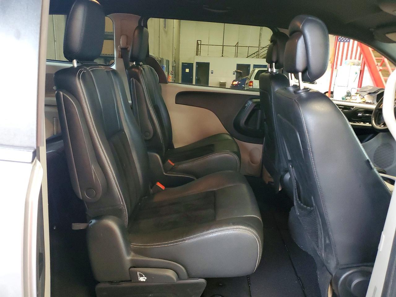 2017 Dodge Grand Caravan Sxt - zdjęcie 11