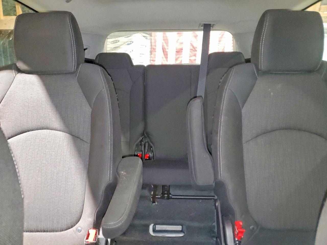 2016 Chevrolet Traverse Lt - zdjęcie 10