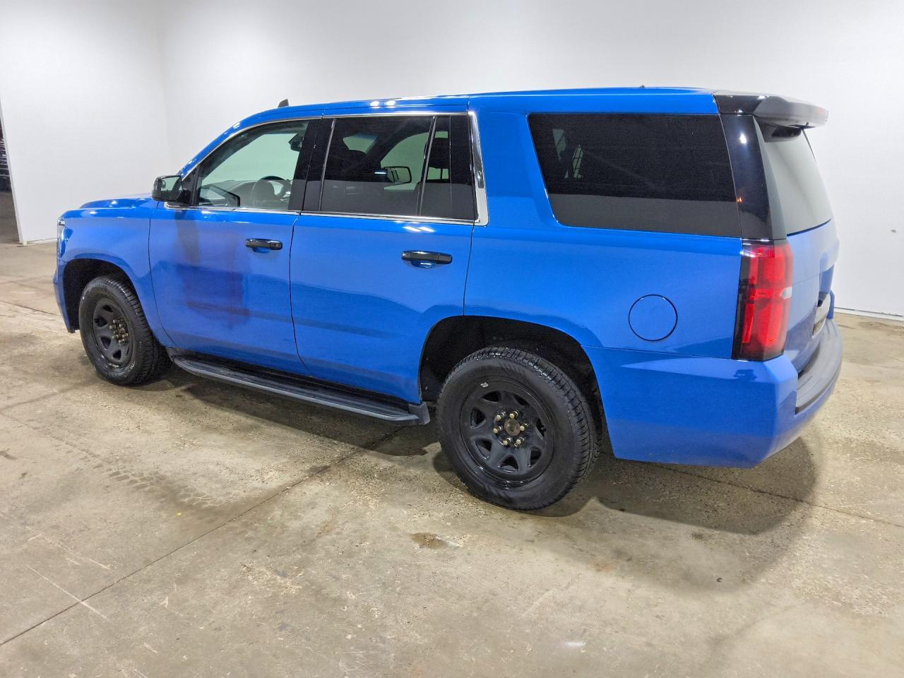 2019 Chevrolet Tahoe Police - zdjęcie 2