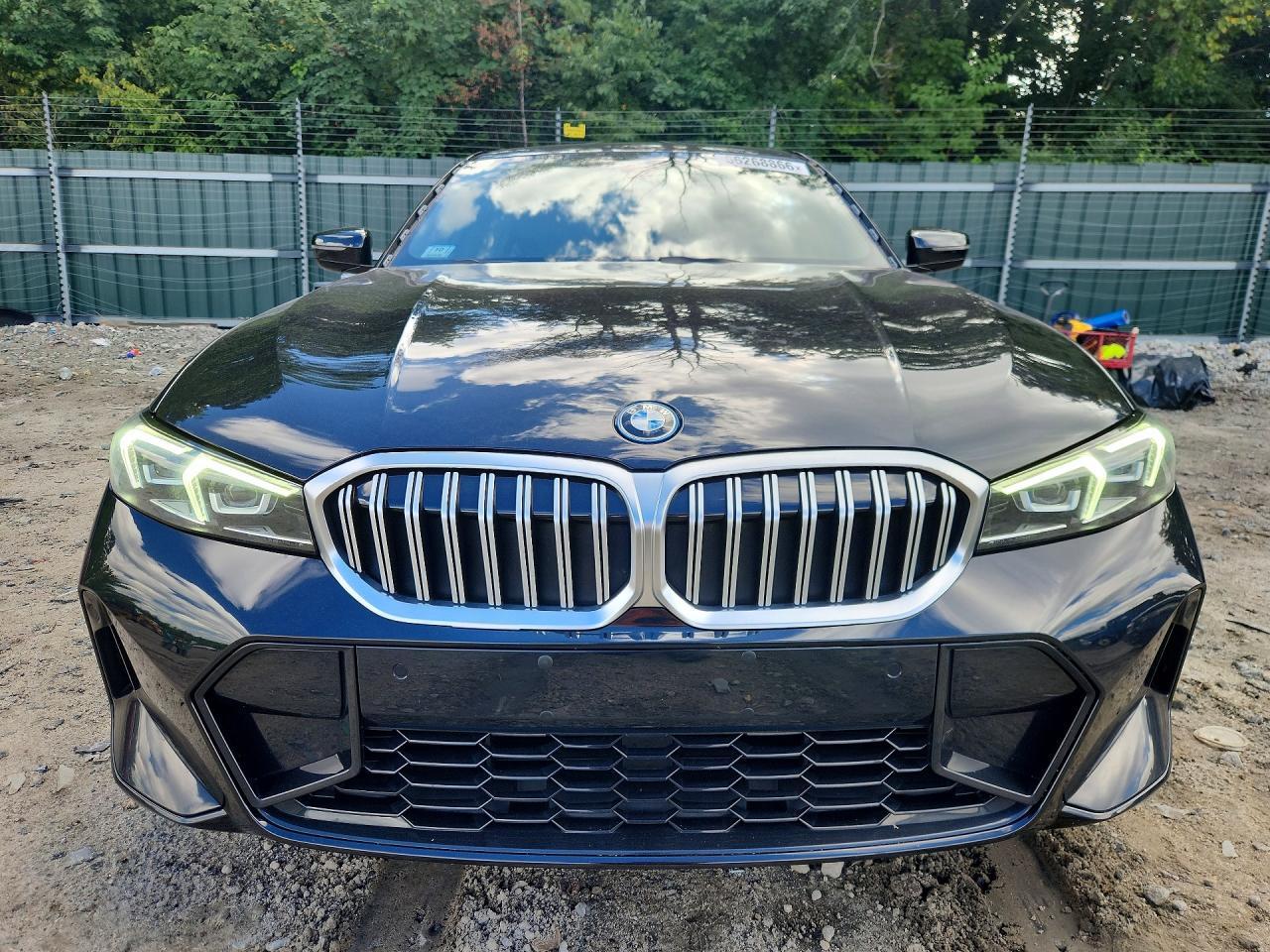 2023 BMW 330Xe - zdjęcie 5