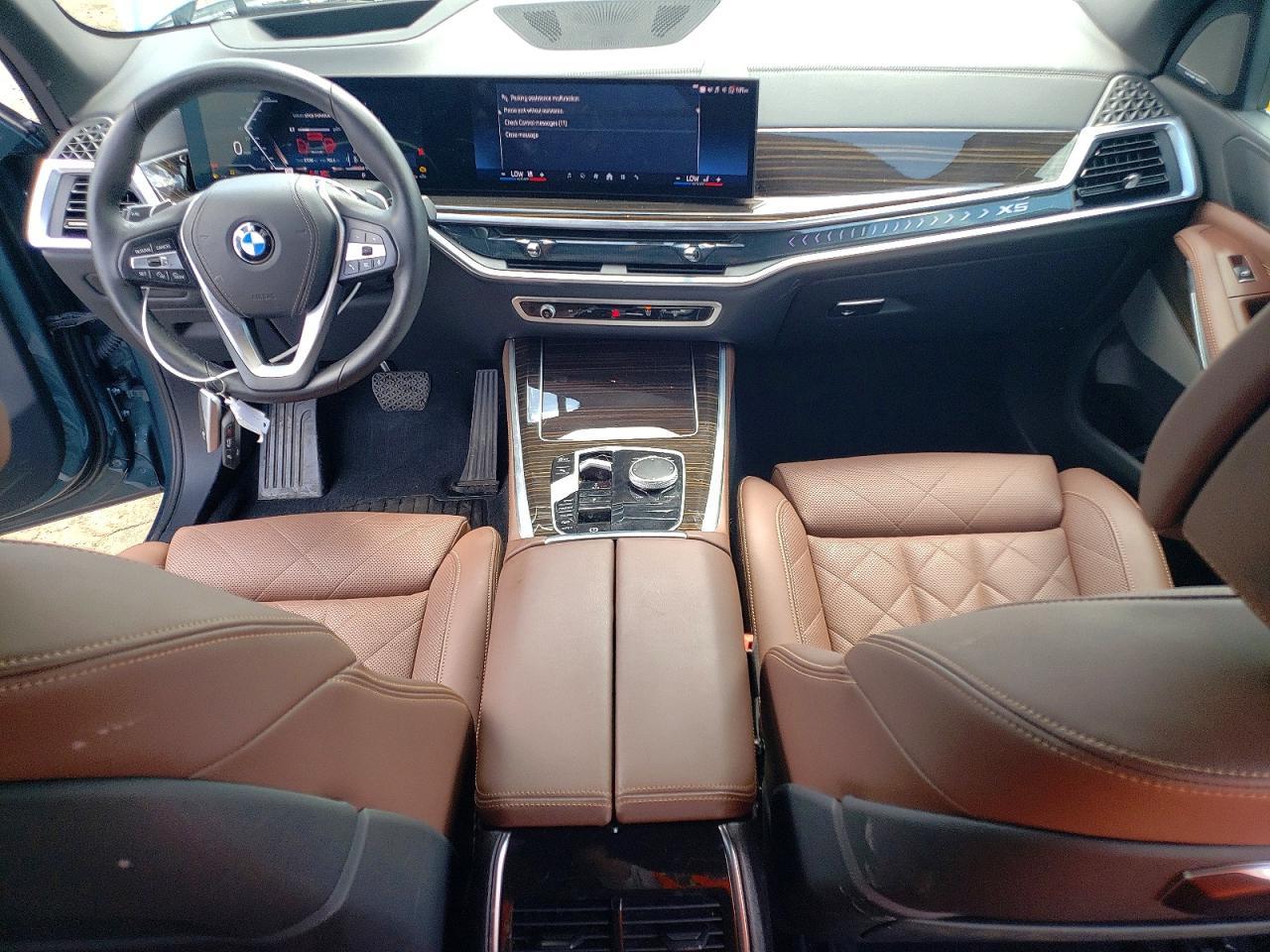 2025 BMW X5 xDrive40I - zdjęcie 8