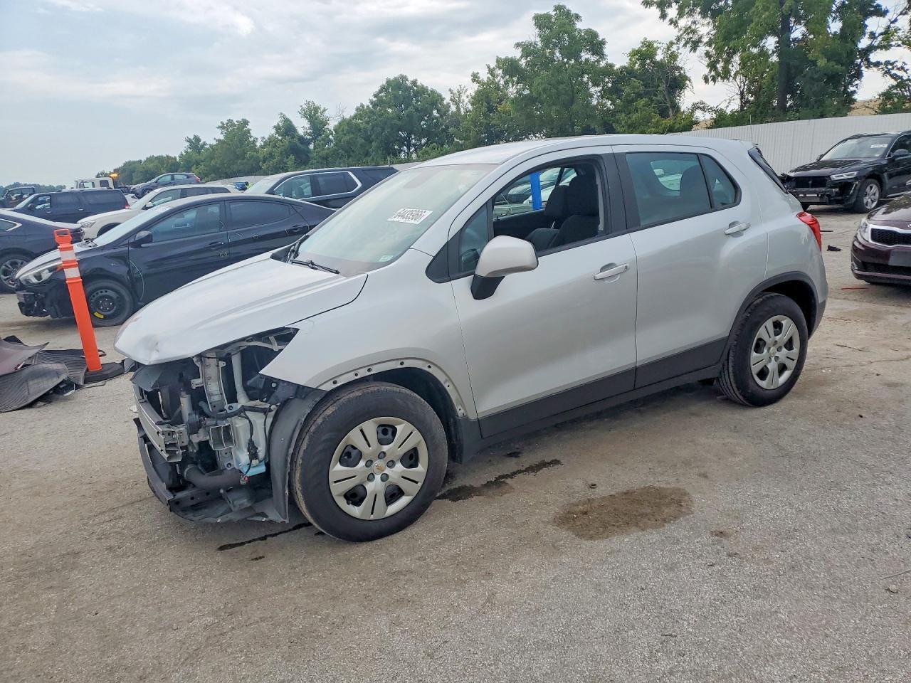 2017 Chevrolet Trax Ls - zdjęcie główne