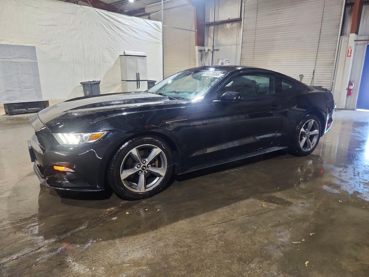 2016 Ford Mustang - zdjęcie główne