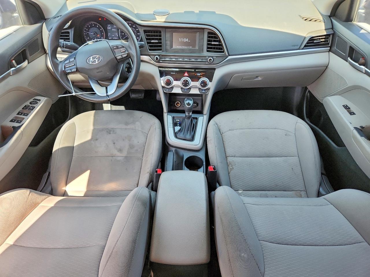 2019 Hyundai Elantra Se - zdjęcie 8