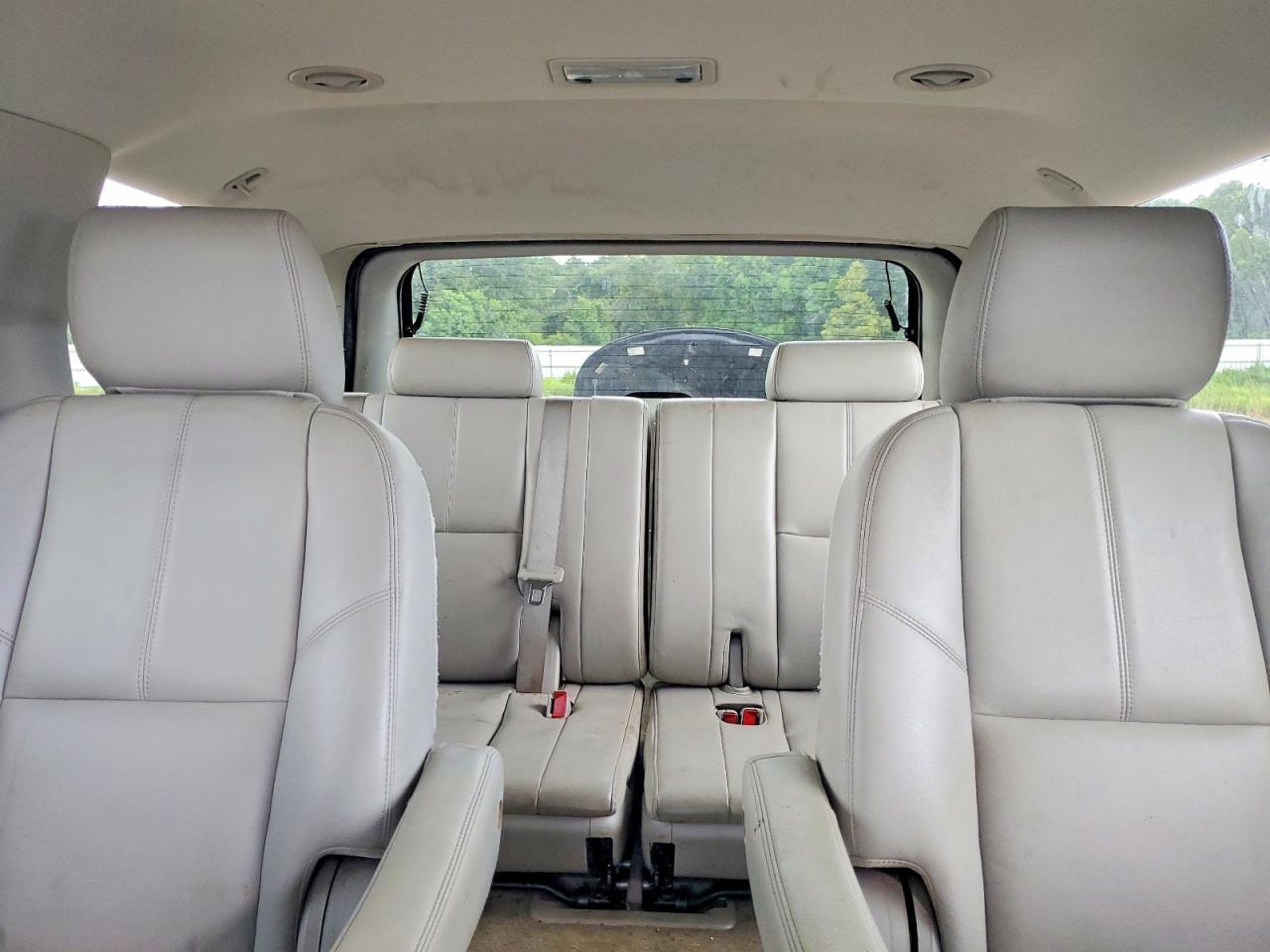 2013 Chevrolet Tahoe C1500 Lt - zdjęcie 10