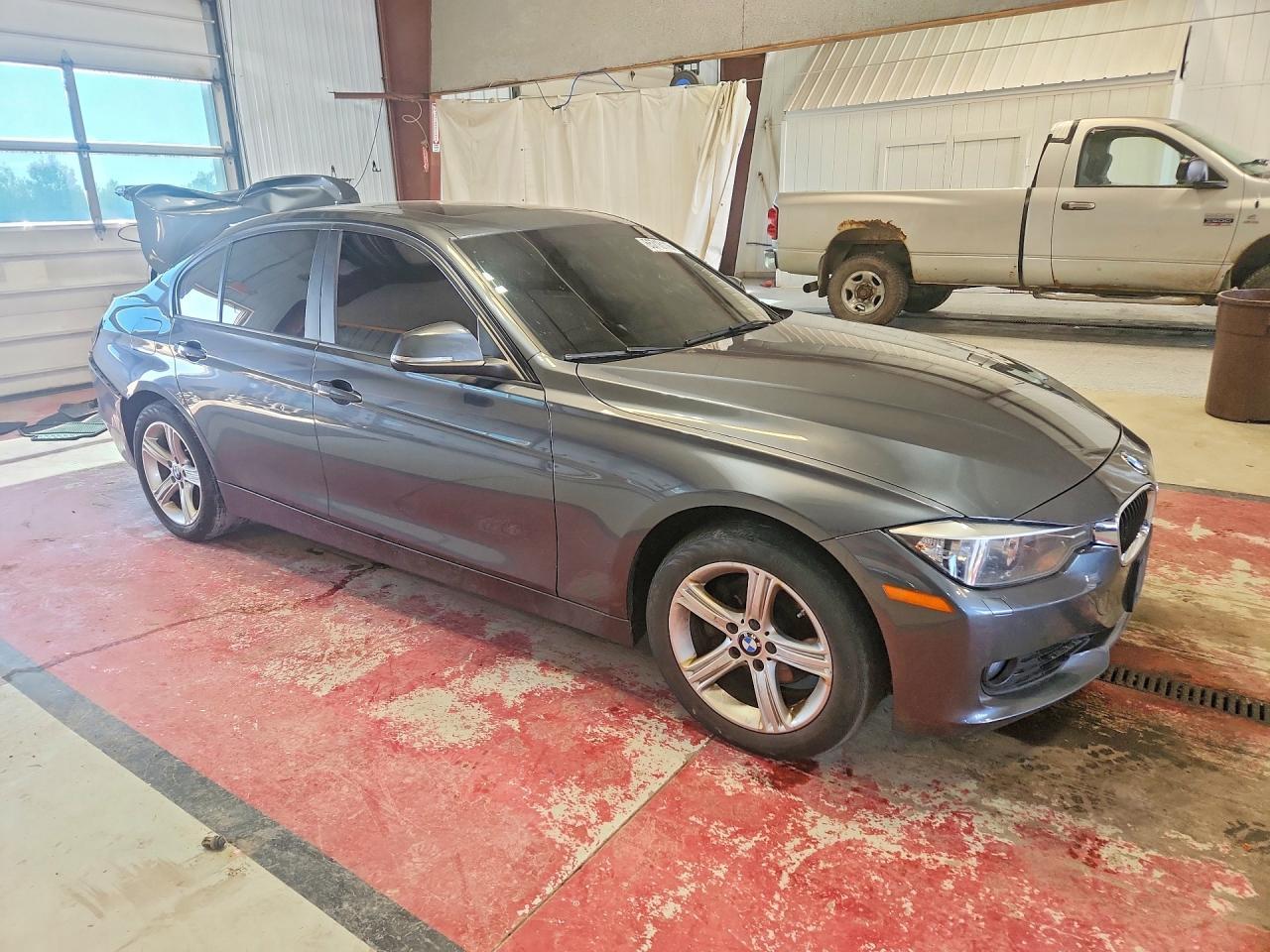 2015 BMW Seria 3 328i - zdjęcie 4