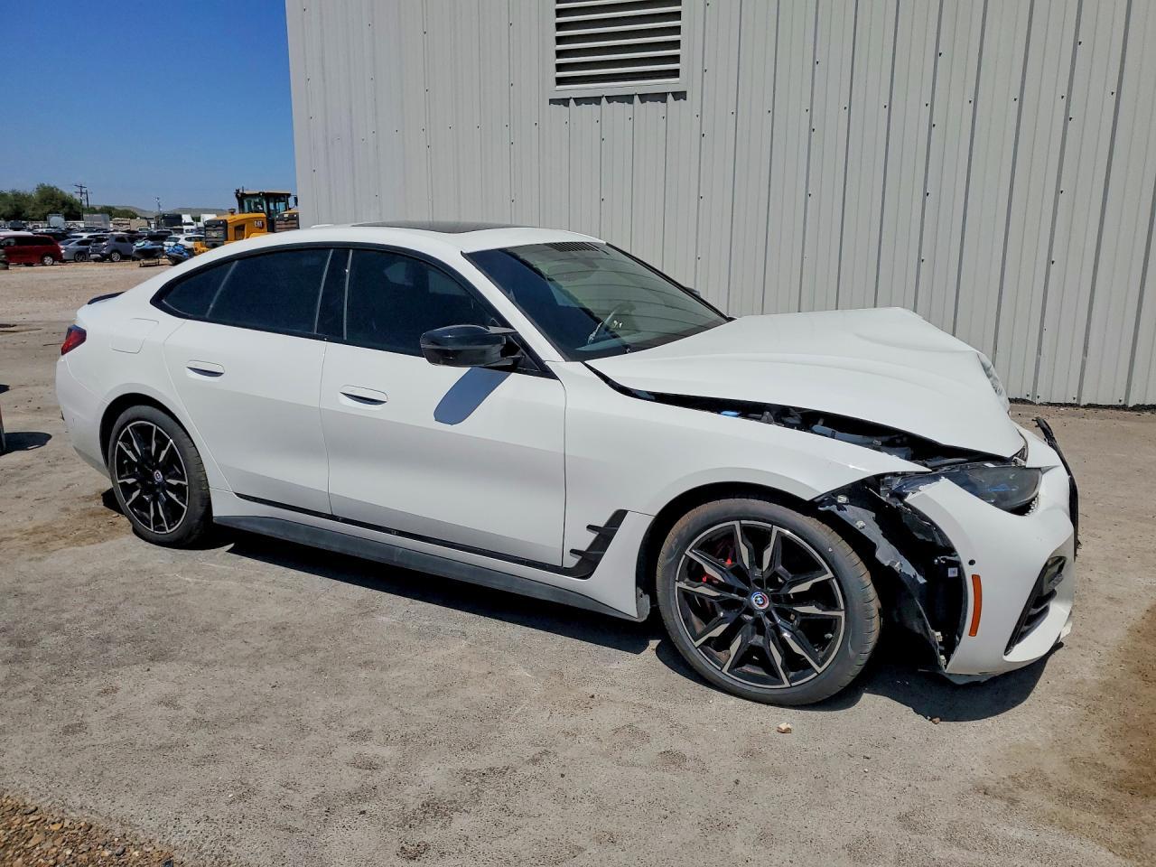 2023 BMW Seria 4 M440i - zdjęcie 4