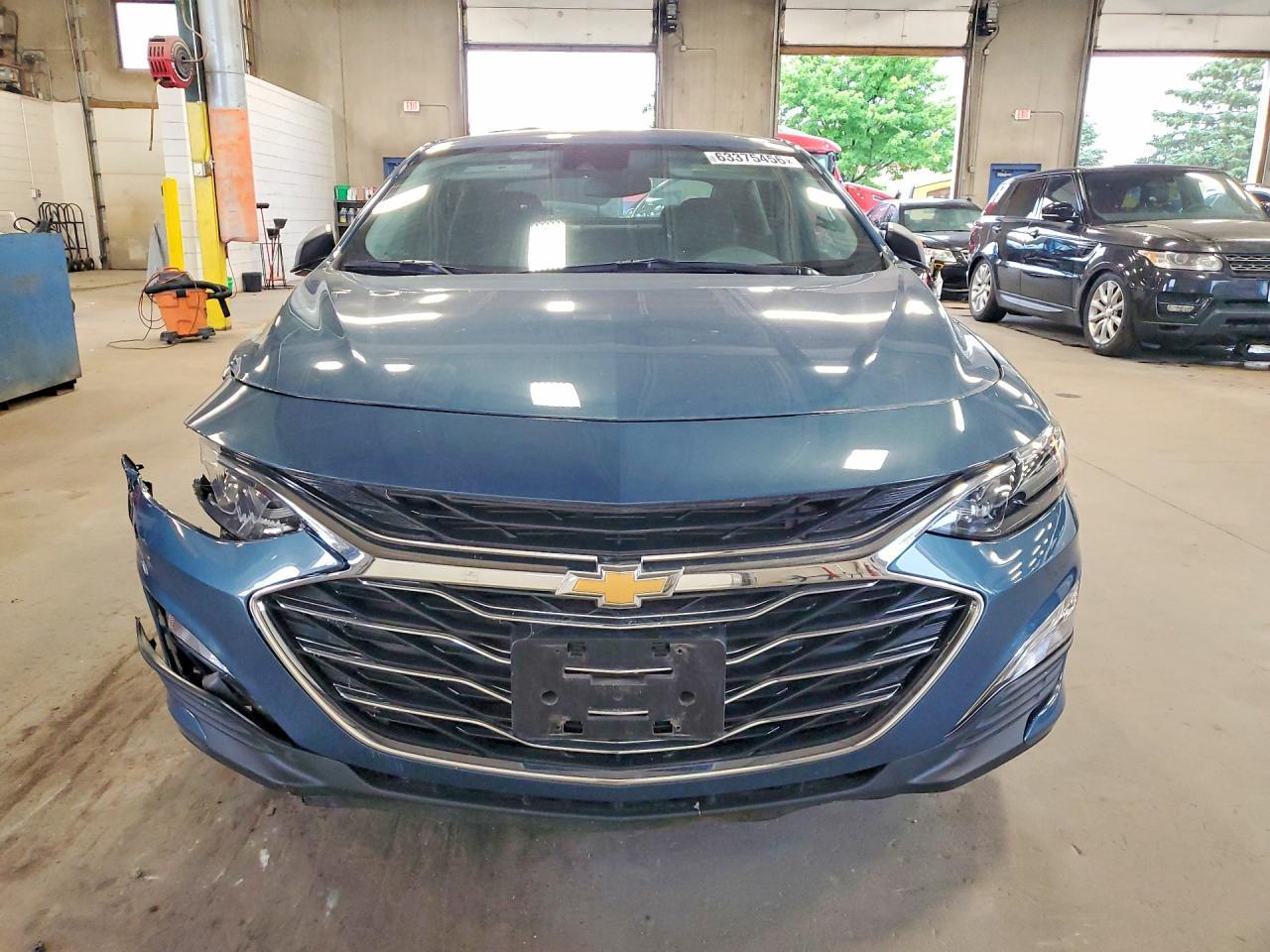 2025 Chevrolet Malibu Ls - zdjęcie 5