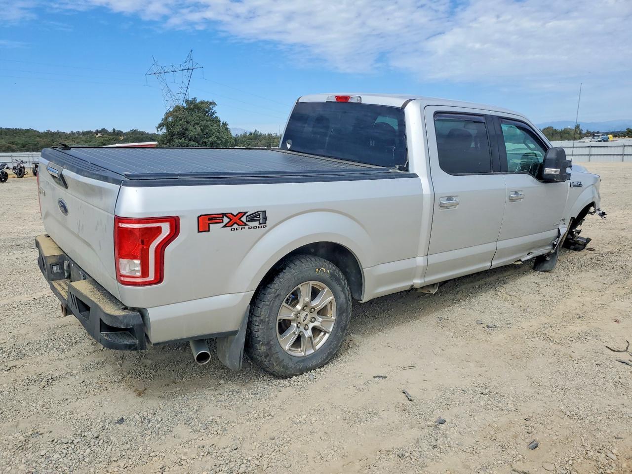 2015 Ford F150 Supercrew - zdjęcie 3