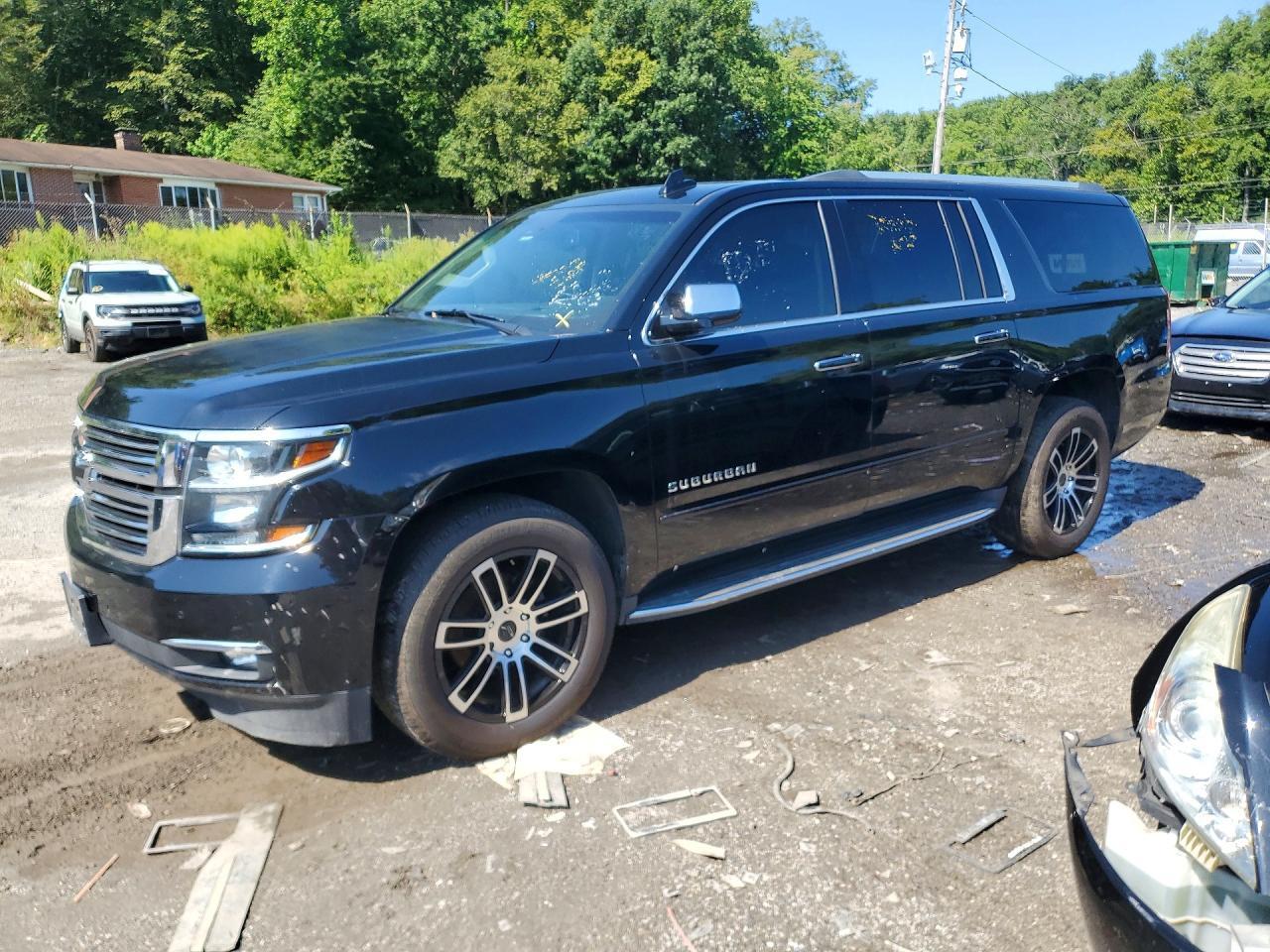 2017 Chevrolet Suburban K1500 Premier - zdjęcie główne