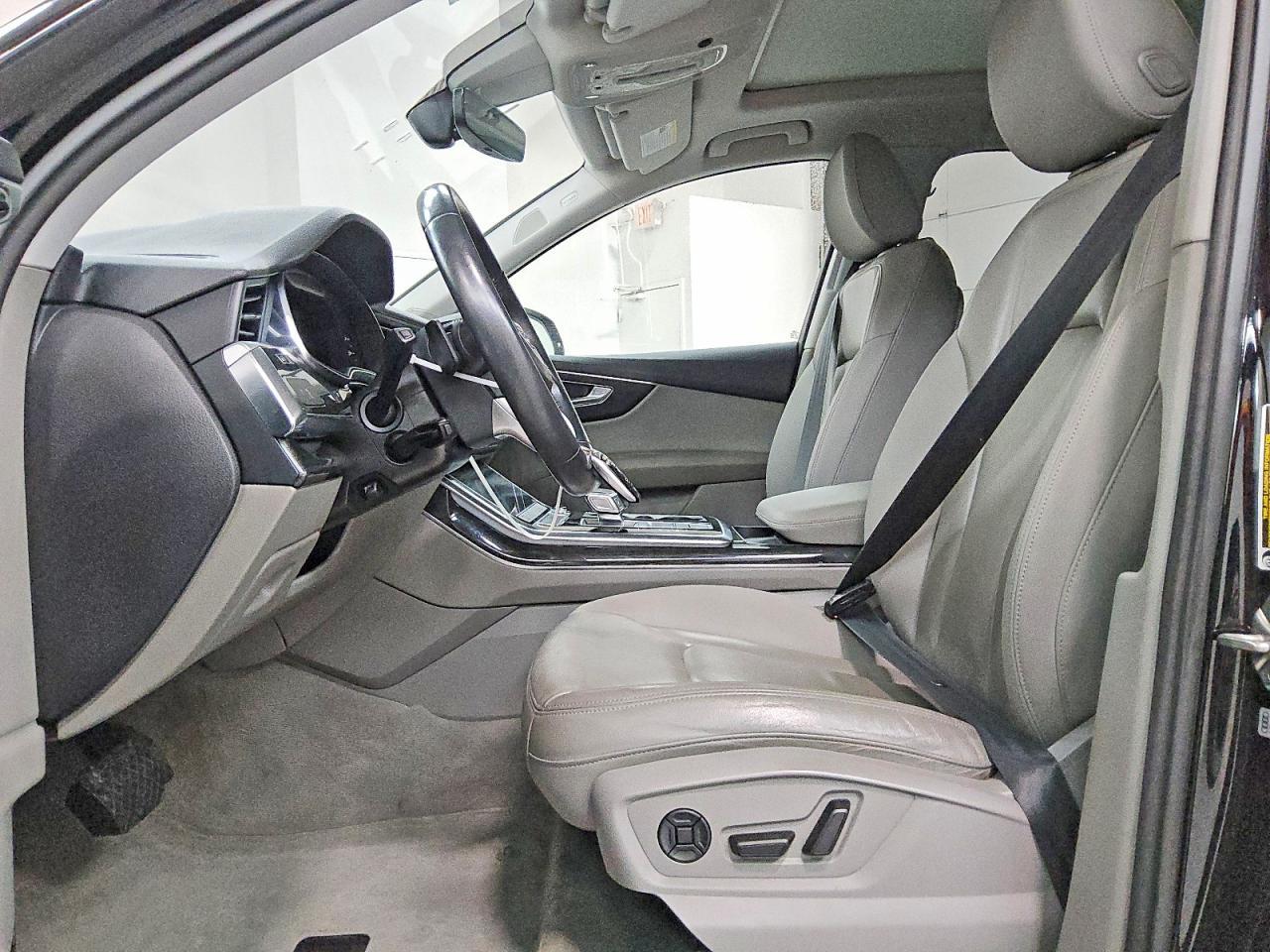 2021 Audi Q7 Premium Plus - zdjęcie 7