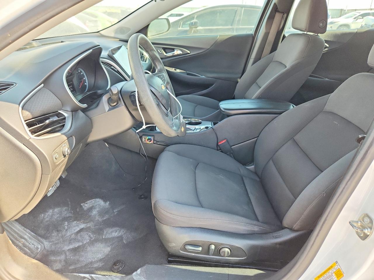 2023 Chevrolet Malibu Lt - zdjęcie 7