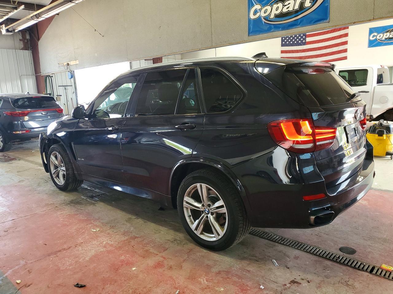 2015 BMW X5 xDrive35I - zdjęcie 2