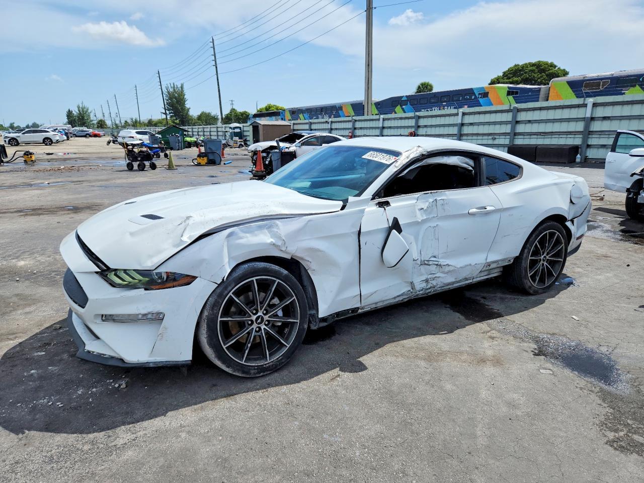 2018 Ford Mustang - zdjęcie główne