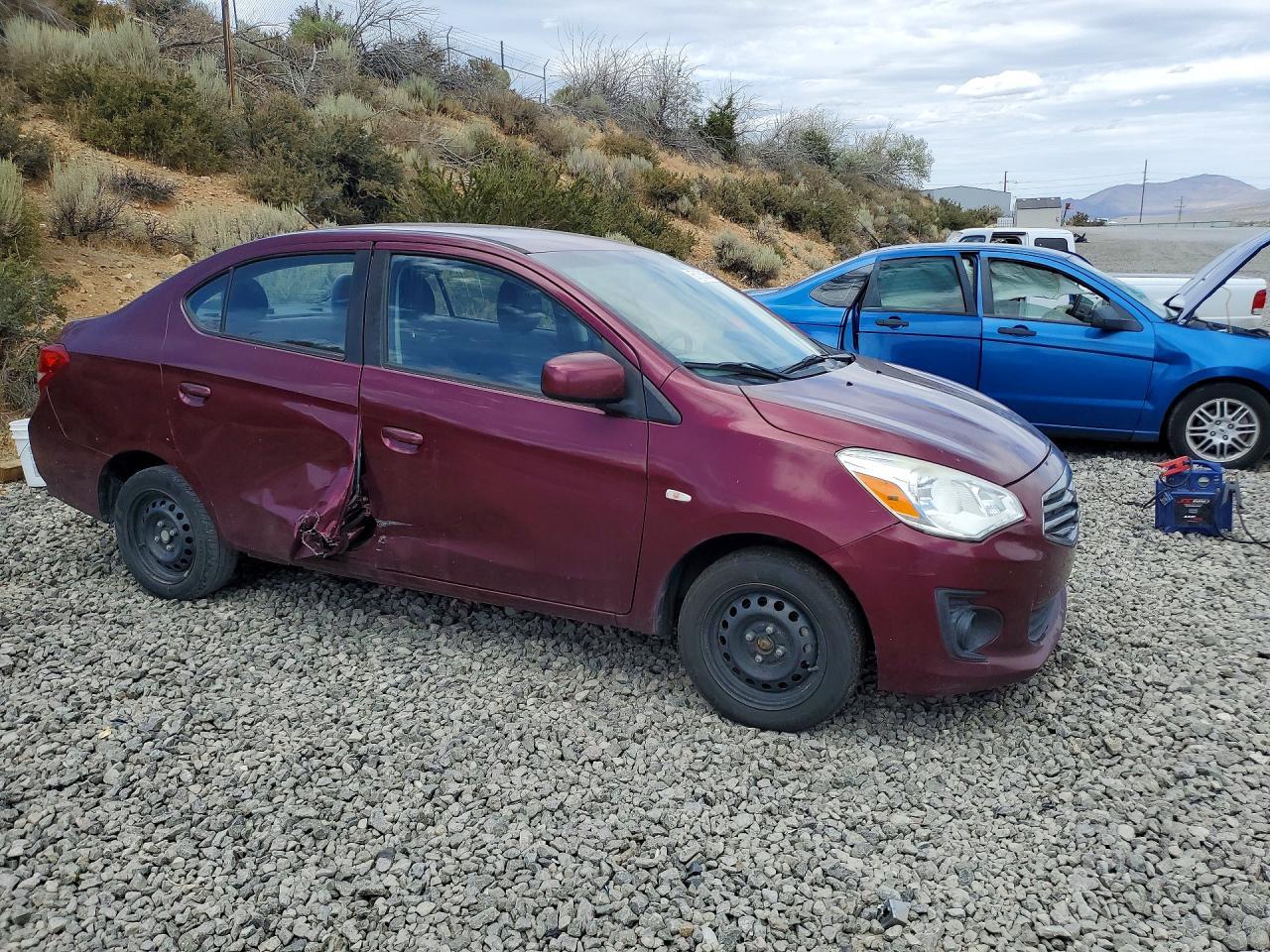 2017 Mitsubishi Mirage G4 Es - zdjęcie 4