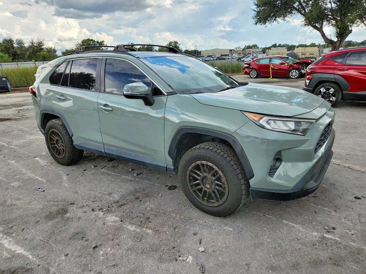 2019 Toyota Rav4 Xle - zdjęcie 4