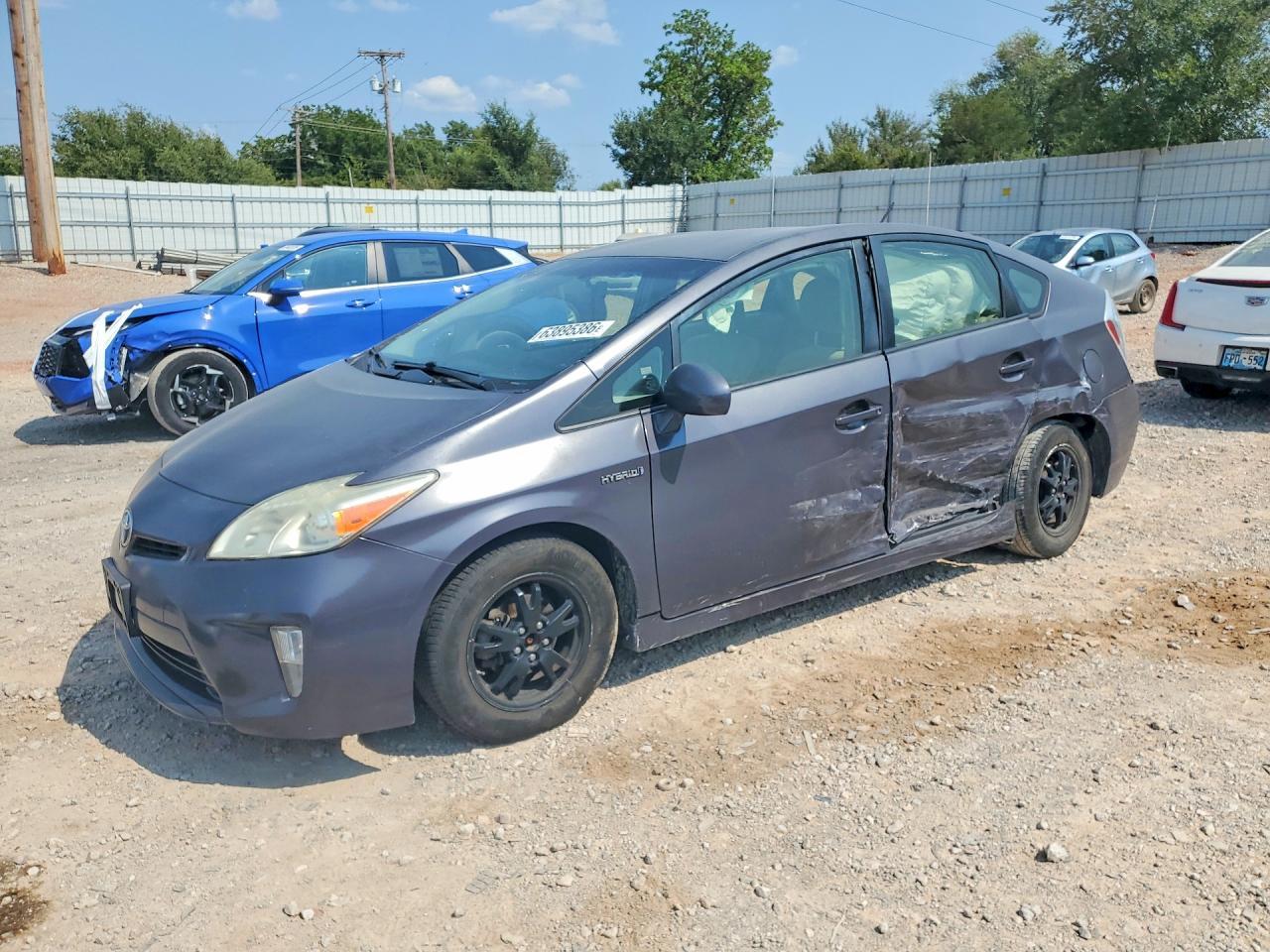2013 Toyota Prius Two - zdjęcie główne