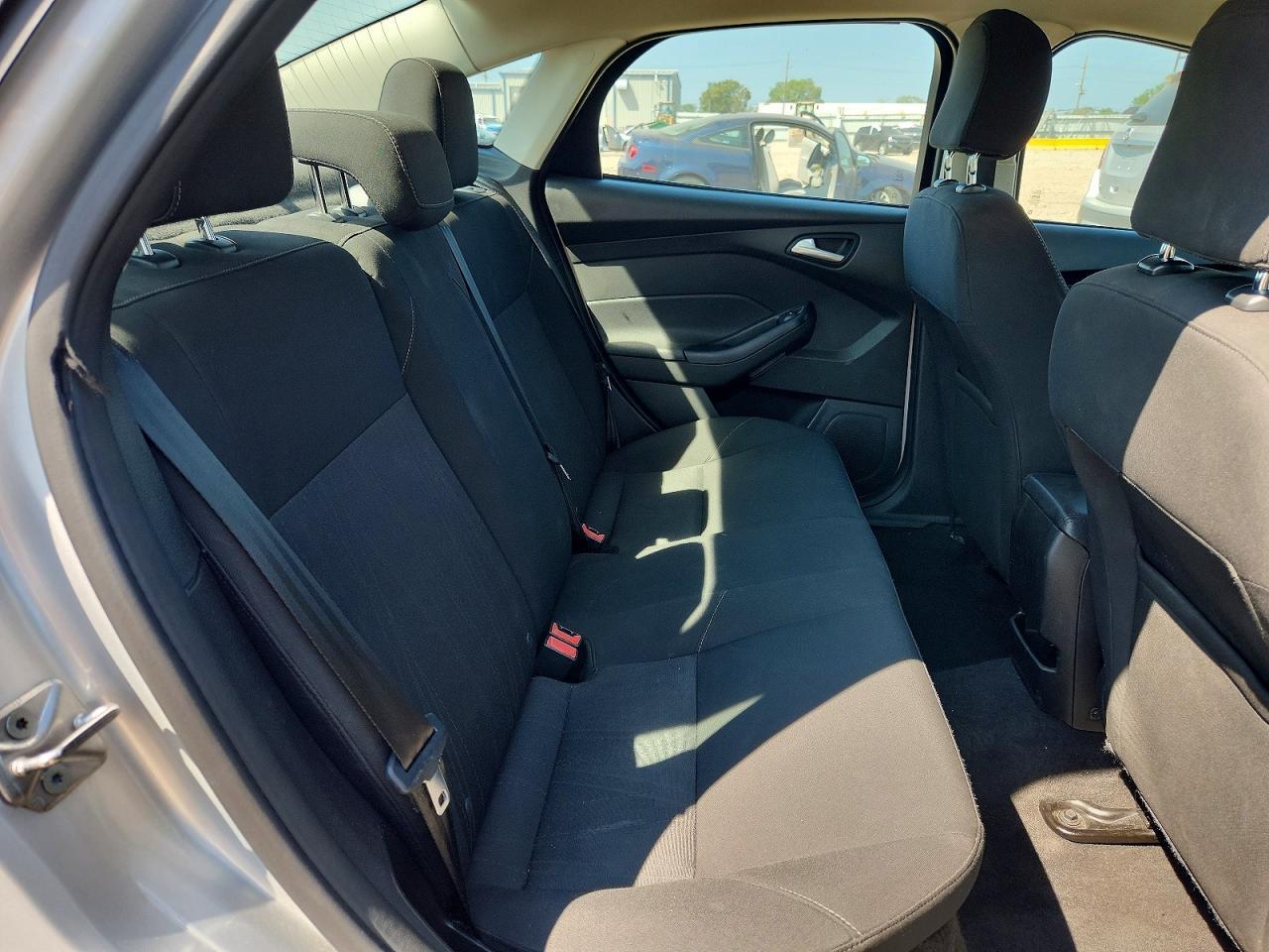 2015 Ford Focus Se - zdjęcie 10