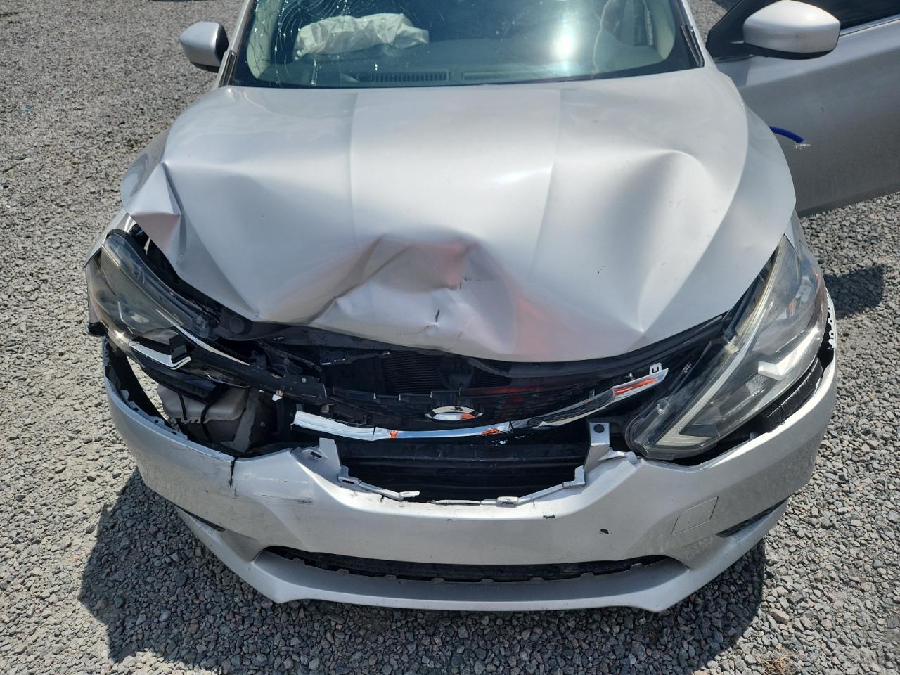 2019 Nissan Sentra S - zdjęcie 11
