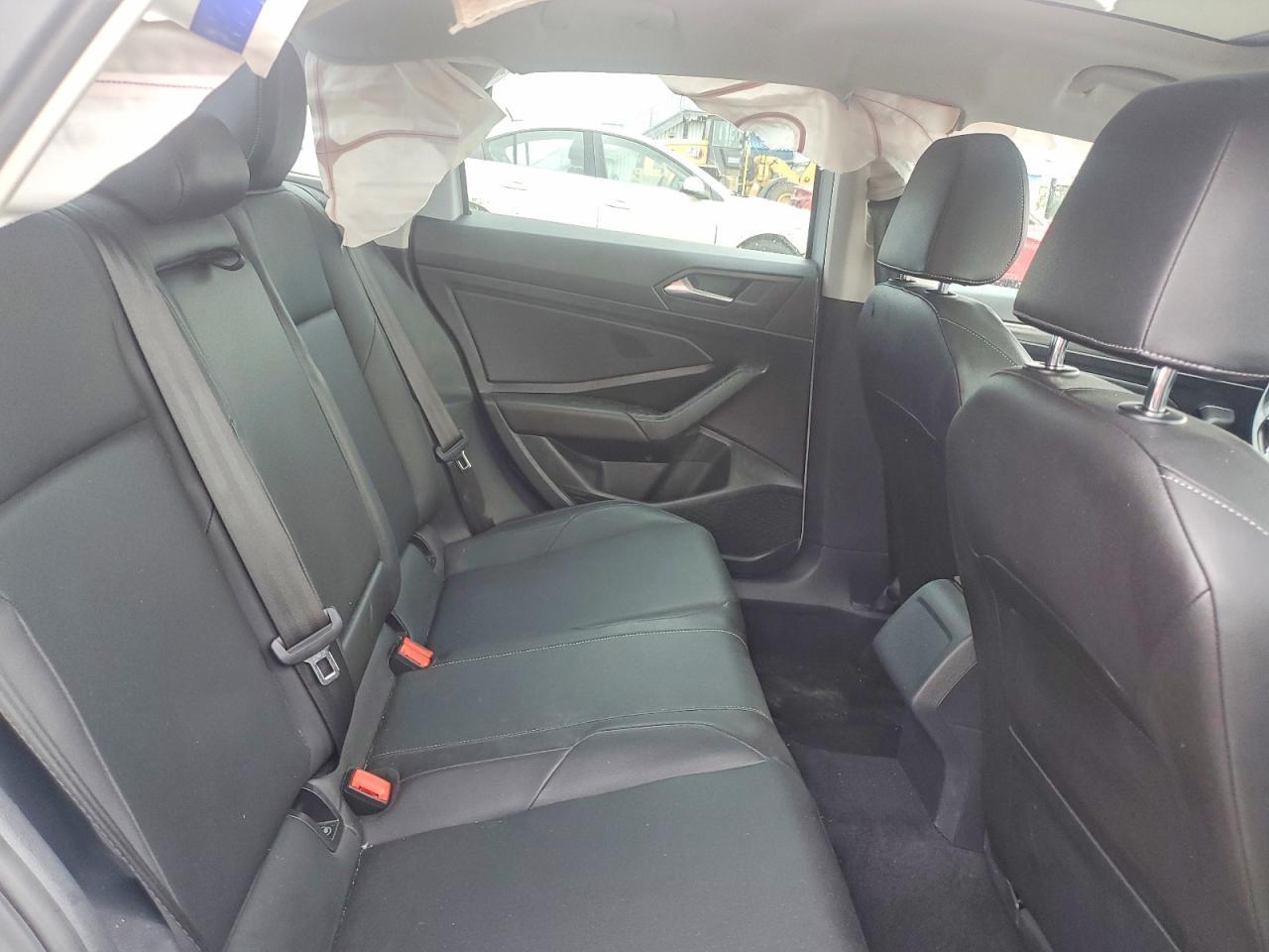 2019 Volkswagen Jetta Highline - zdjęcie 10