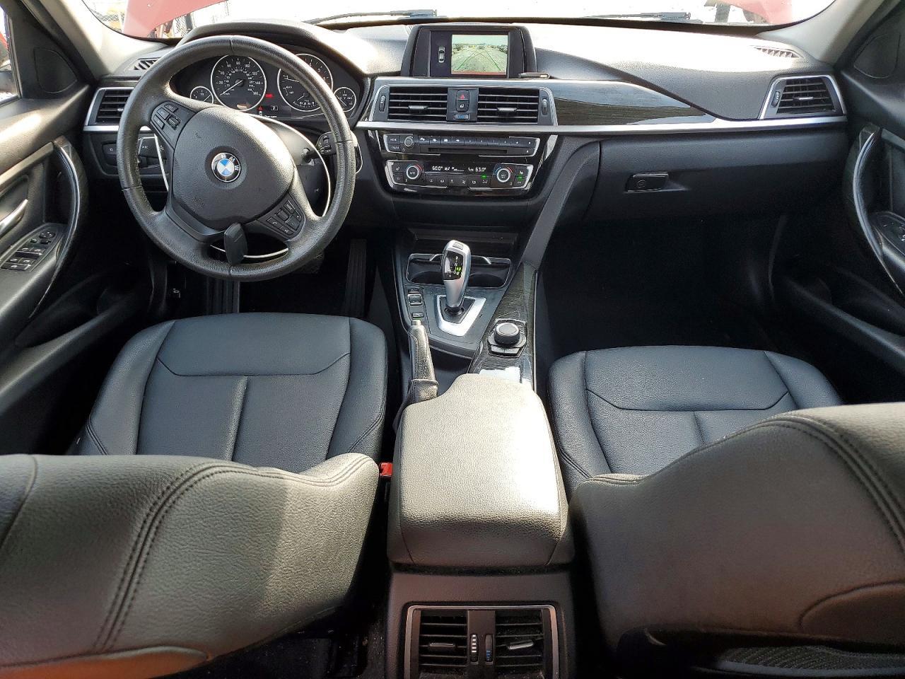 2018 BMW Seria 3 320i - zdjęcie 8