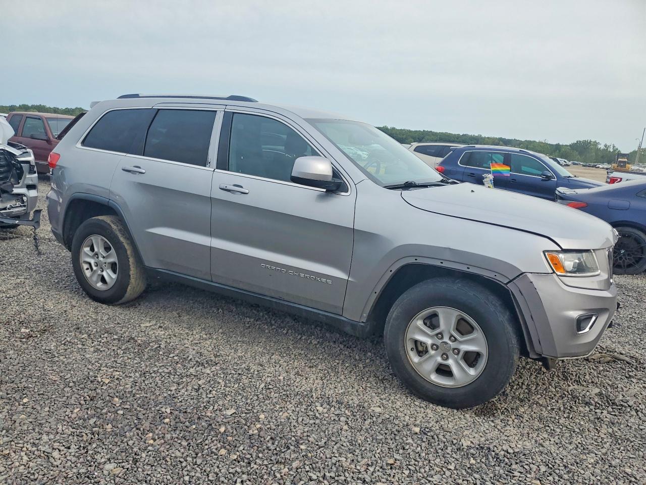 2015 Jeep Grand Cherokee Laredo - zdjęcie 4