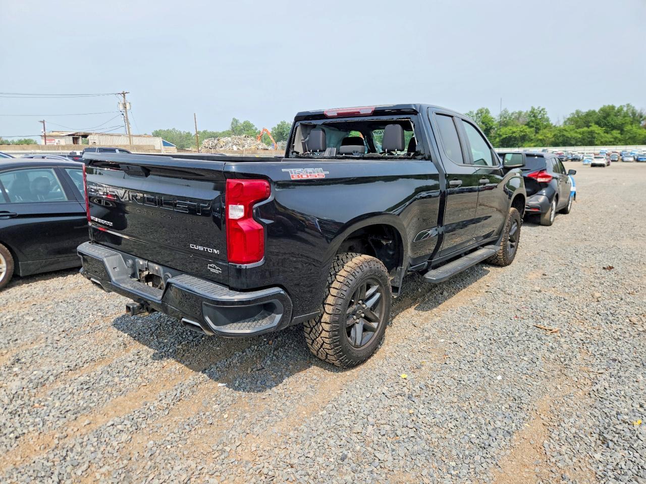 2019 Chevrolet Silverado K1500 Trail Boss Custom - zdjęcie 3