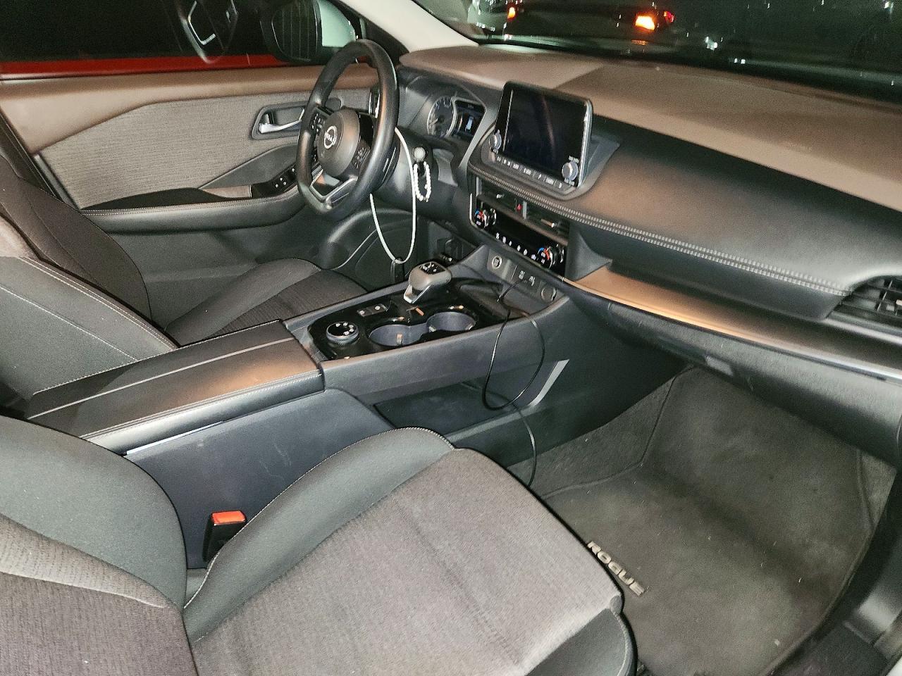2023 Nissan Rogue Sv - zdjęcie 13
