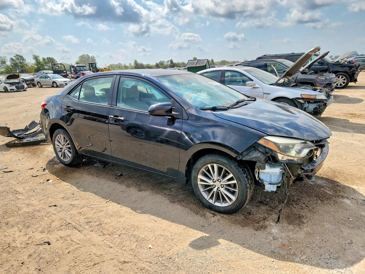2014 Toyota Corolla Le Plus - zdjęcie 4