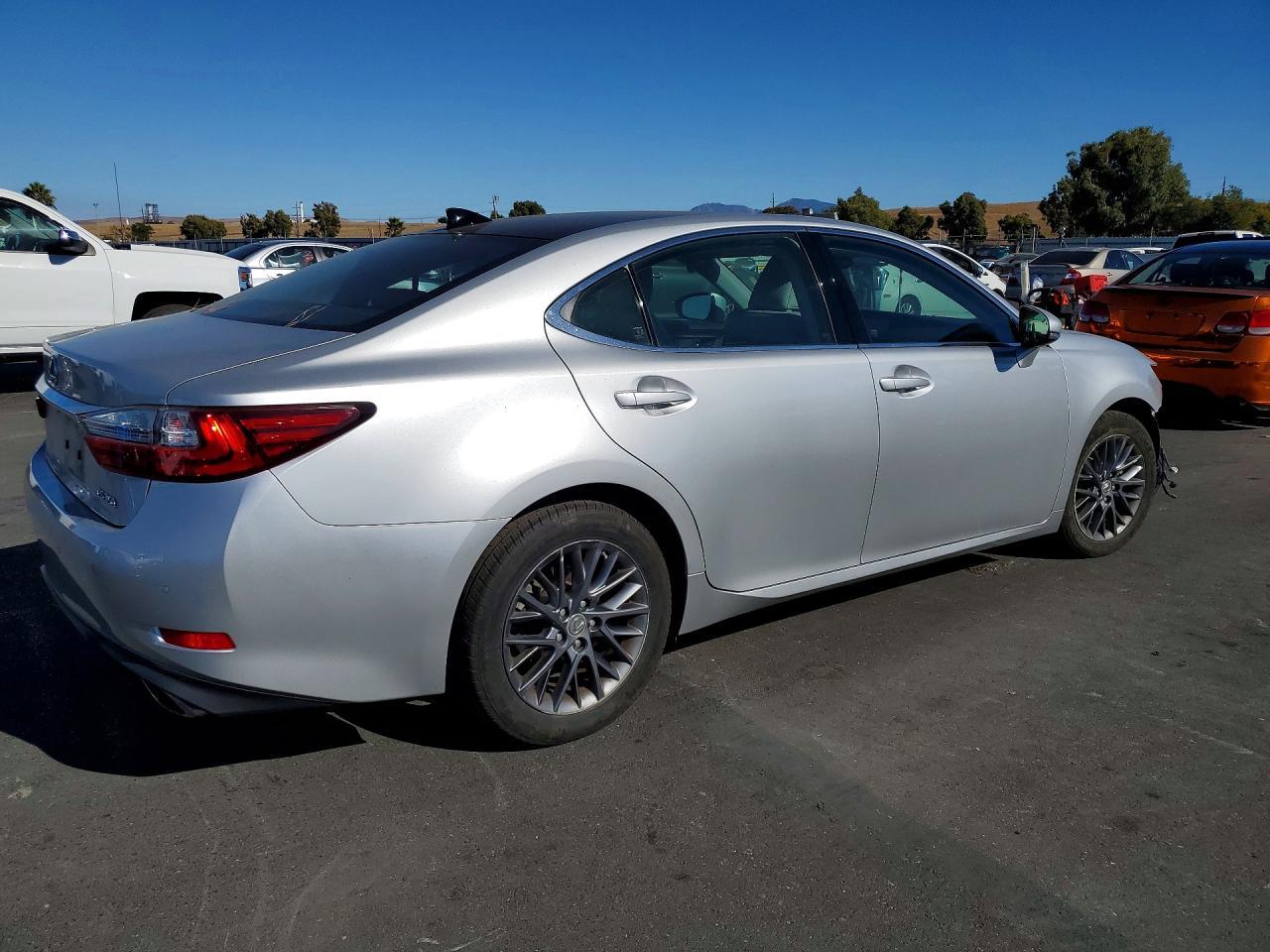 2018 Lexus Es 350 - zdjęcie 3