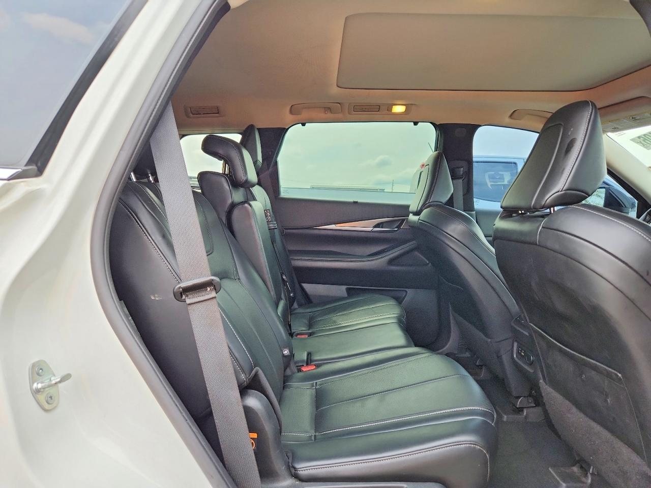 2022 Infiniti Qx60 Luxe - zdjęcie 11